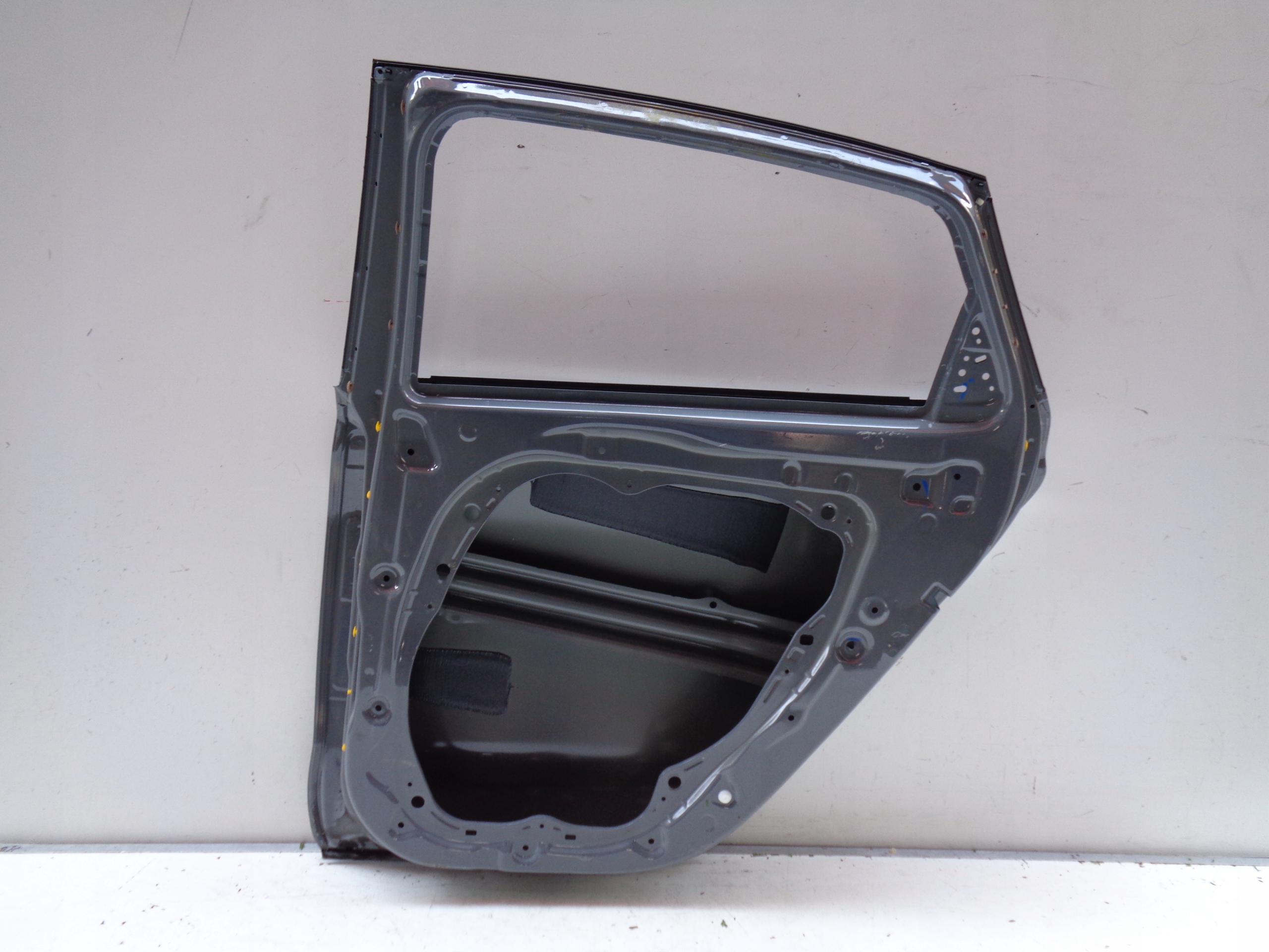PRAVE ZADNE DVERE HYUNDAI I30 FASTBACK 17- 35790
