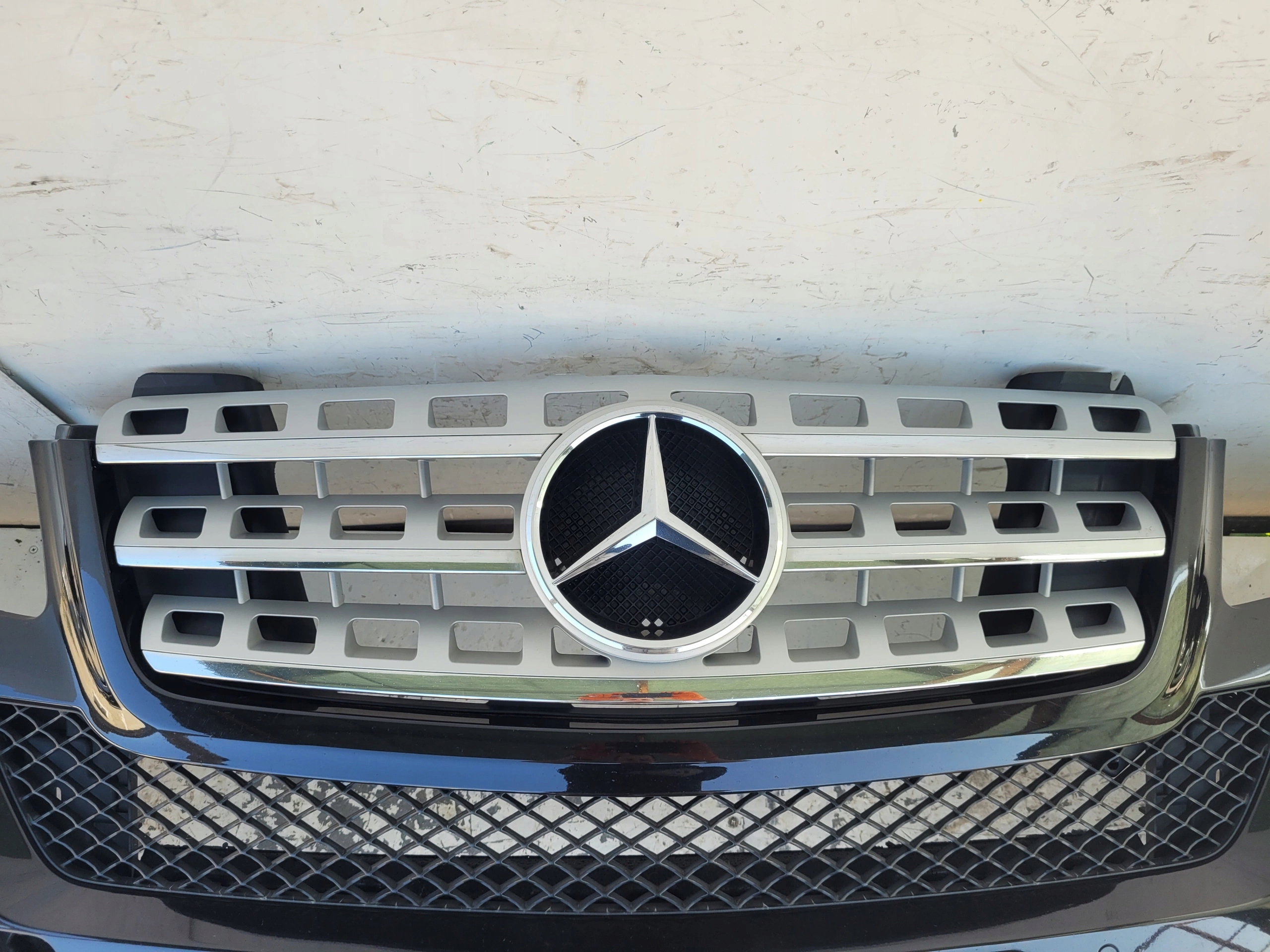MERCEDES ML W 164 W164 LIFT PREDNÝ NÁRAZNÍK