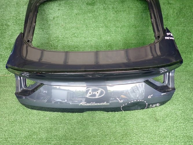 HYUNDAI I30 III FASTBACK 7- ZADNÁ KAPOTA lotka
