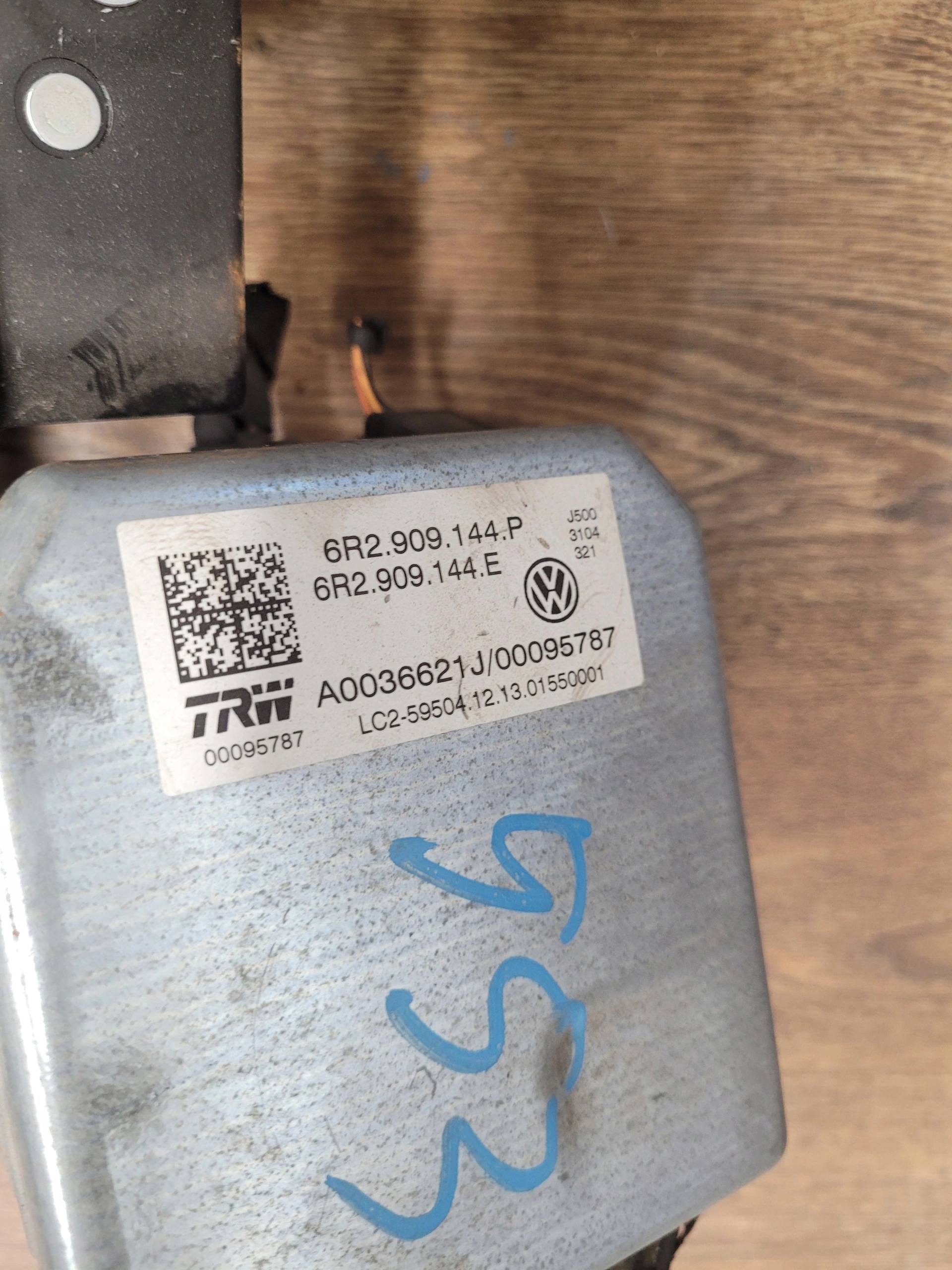 SEAT TOLEDO IV 6R2909144P VOLANTOVÁ TYČ SERVOČERPADLO SPINACIA SKRINKA