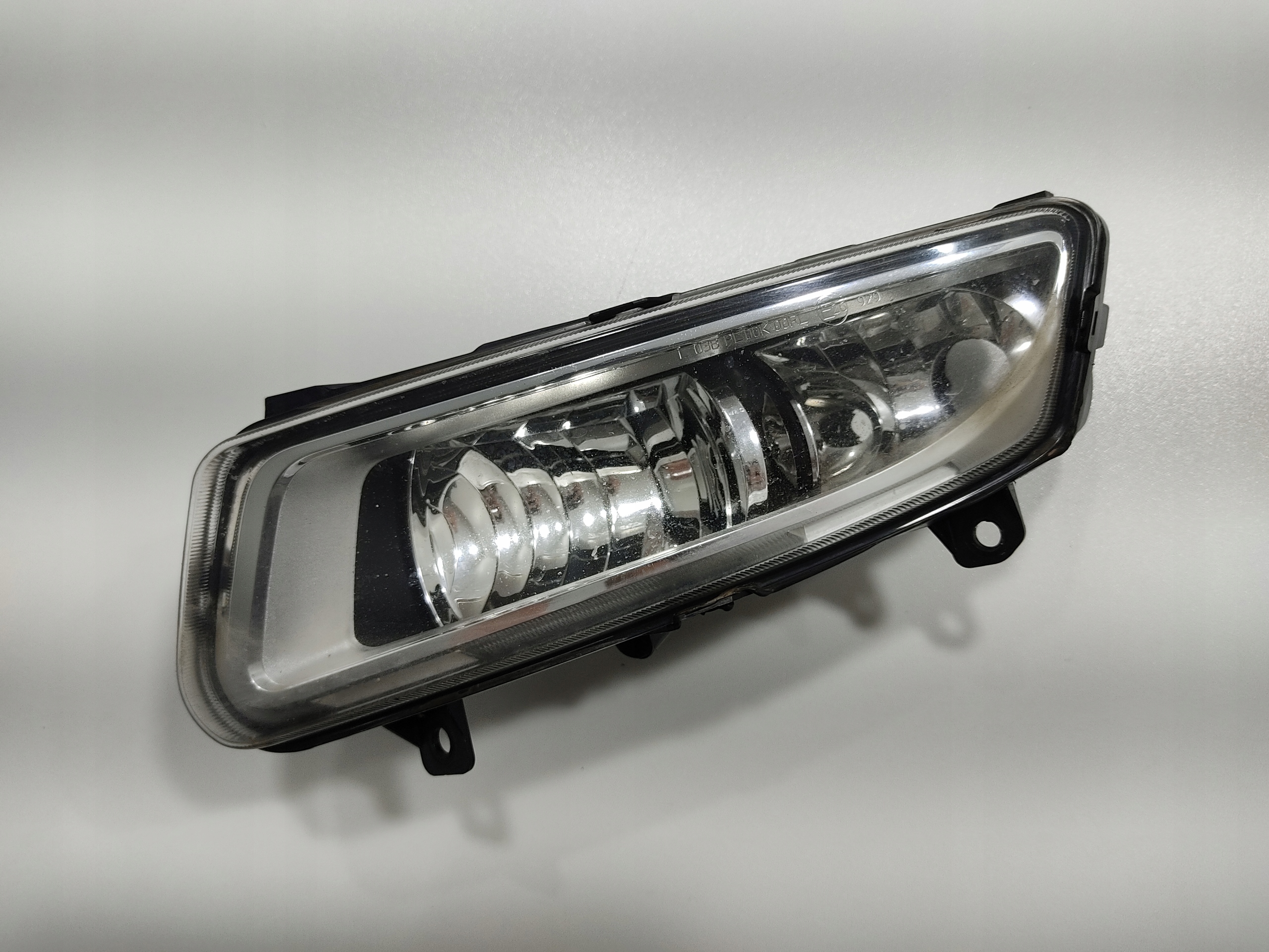 PRAVA PREDNA HMLOVKA VOLKSWAGEN POLO V 6C 2009-2013