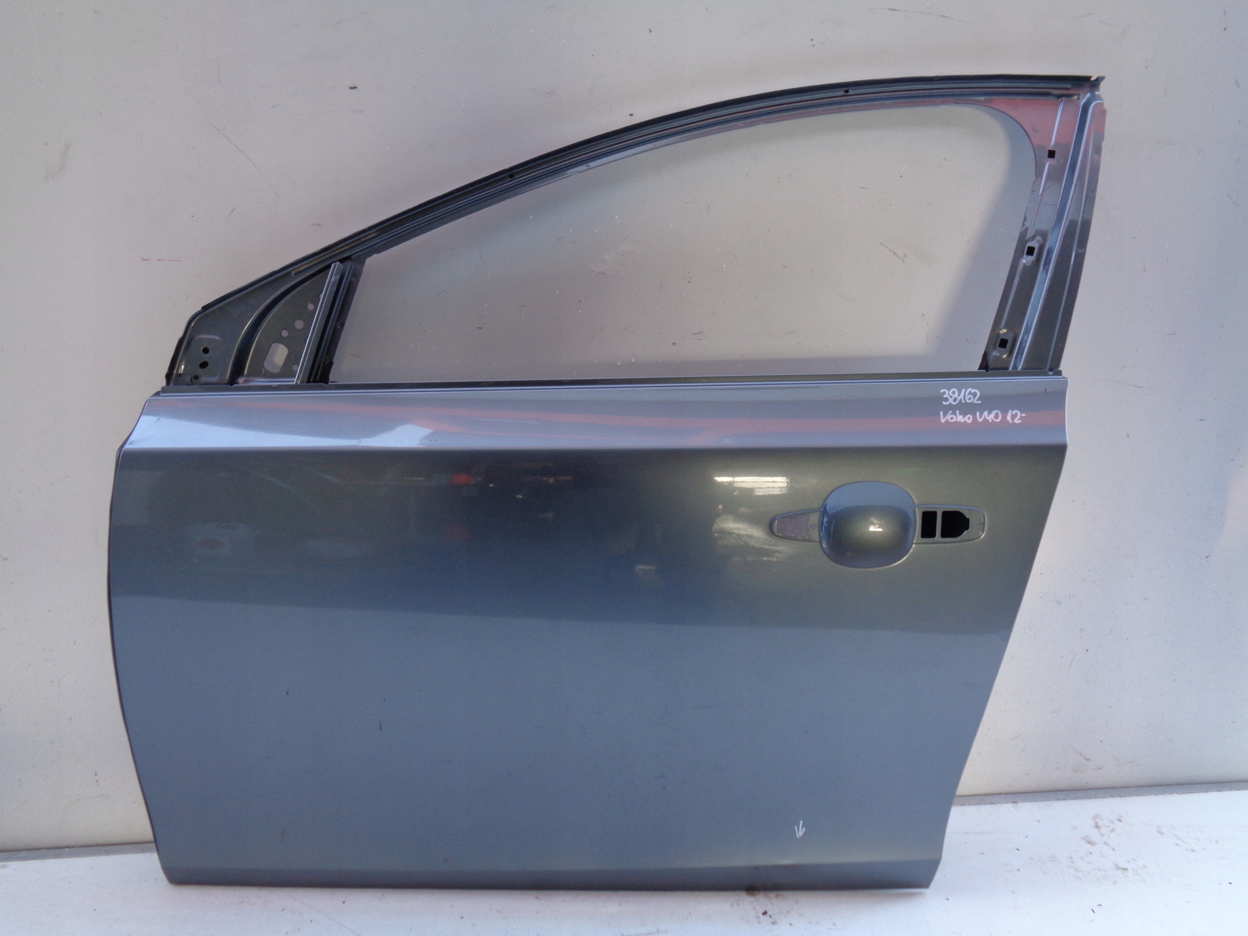LAVE PREDNE DVERE VOLVO V40 12- NR 38162