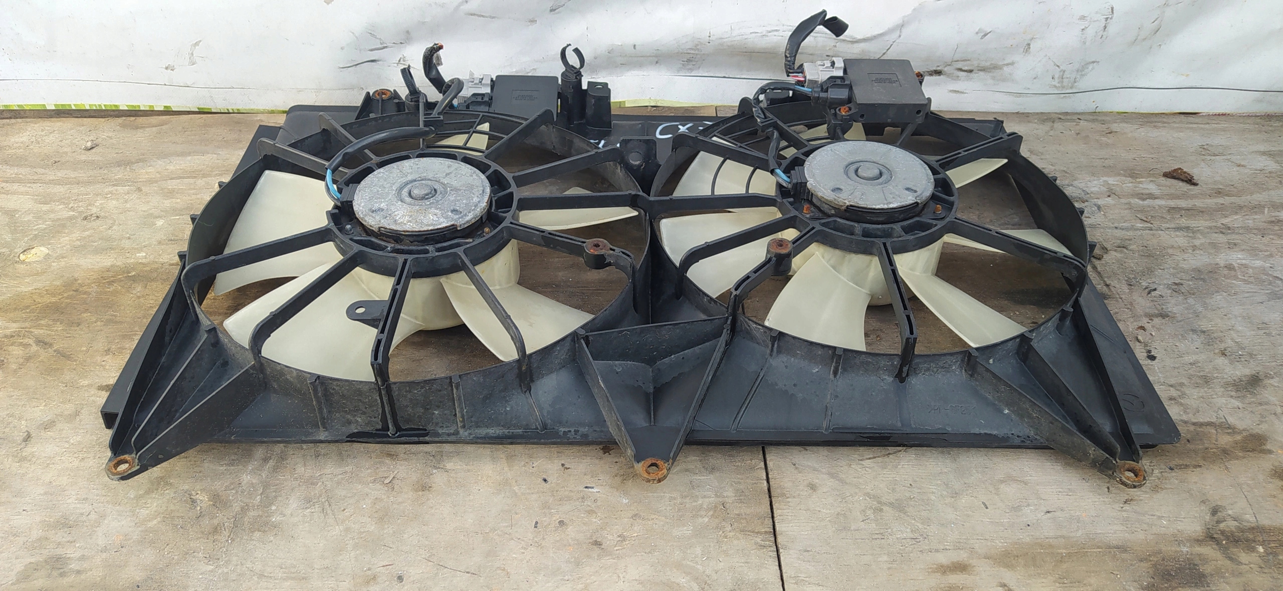 MAZDA CX7 2.3 T OBAL VENTILÁTOROV 499300-3400