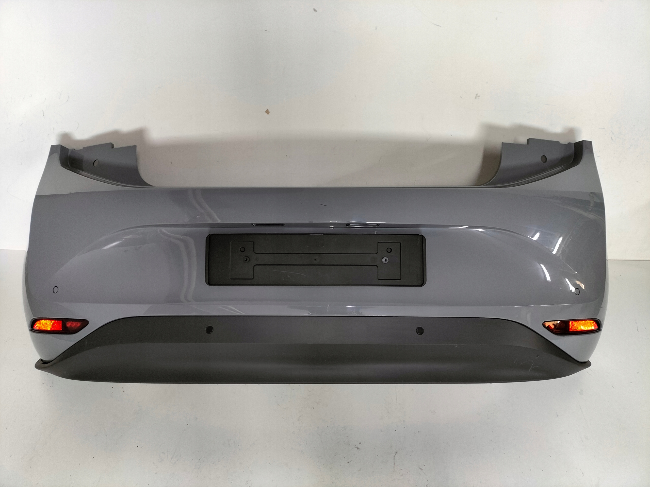 ZADNÝ NÁRAZNÍK VW ID3 20-