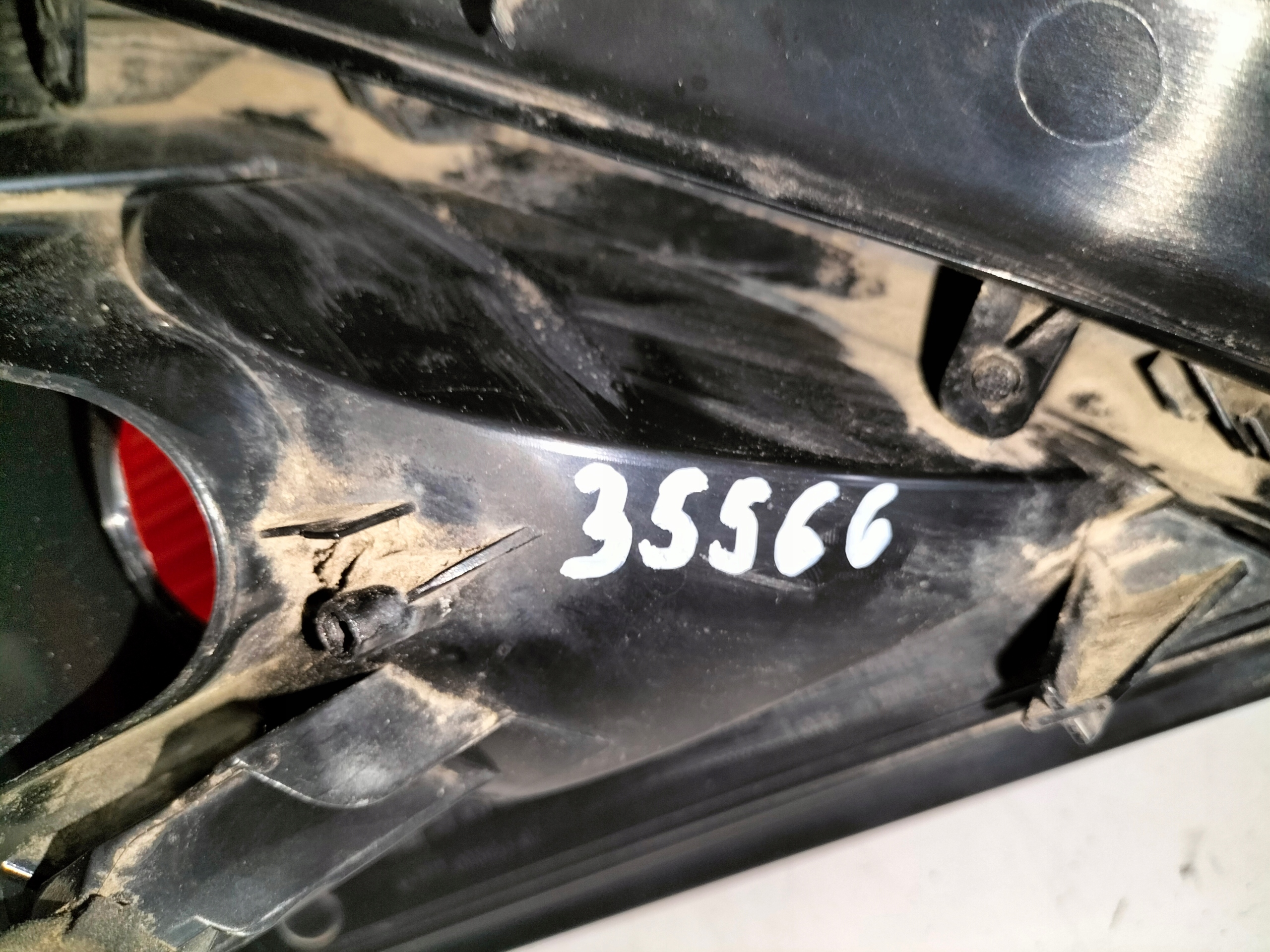 PRAVE ZADNE SVETLO OPEL ASTRA III H 03-07 HB