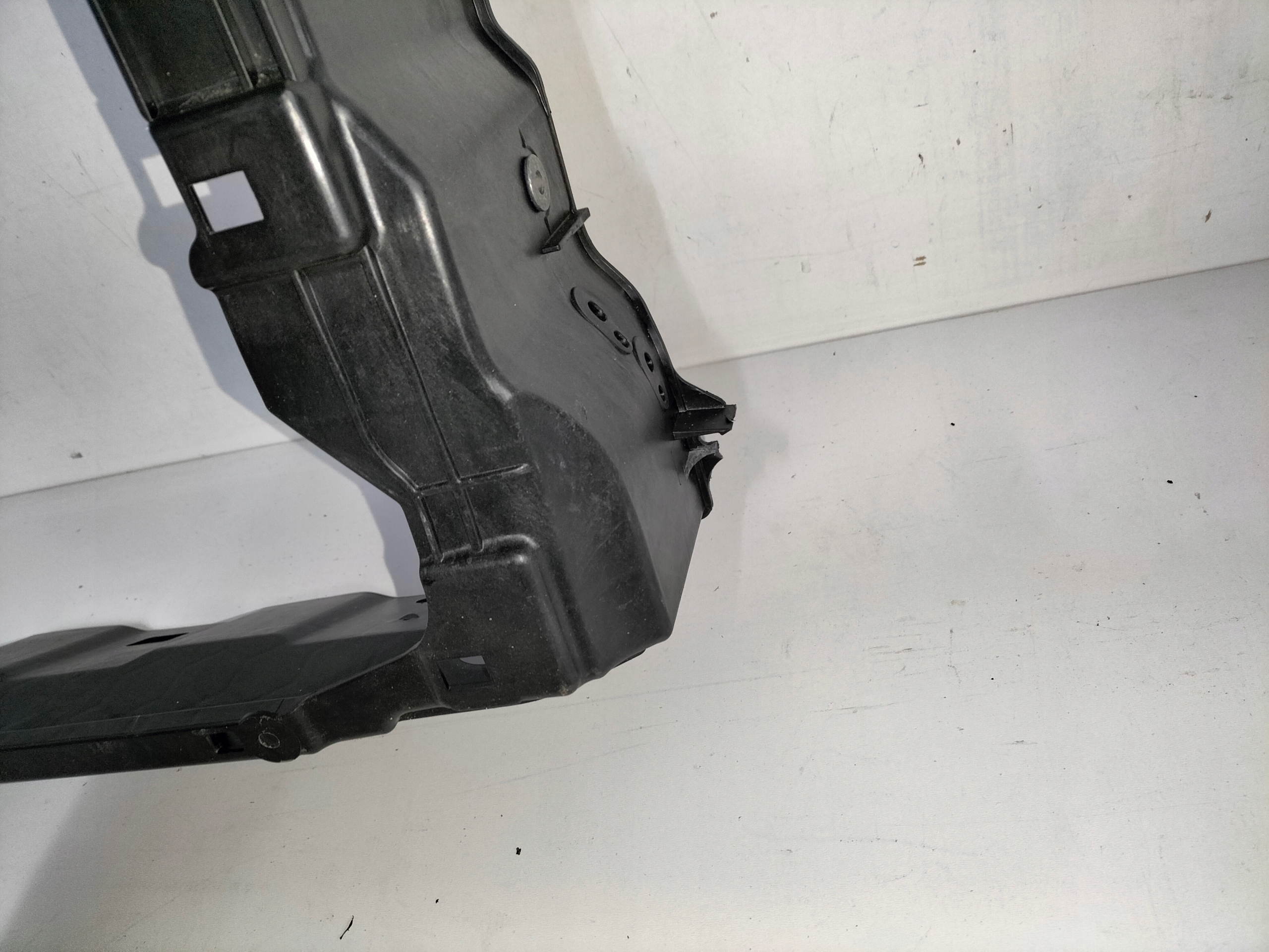 PREDNÉ ČELO SEAT TARRACO 18-