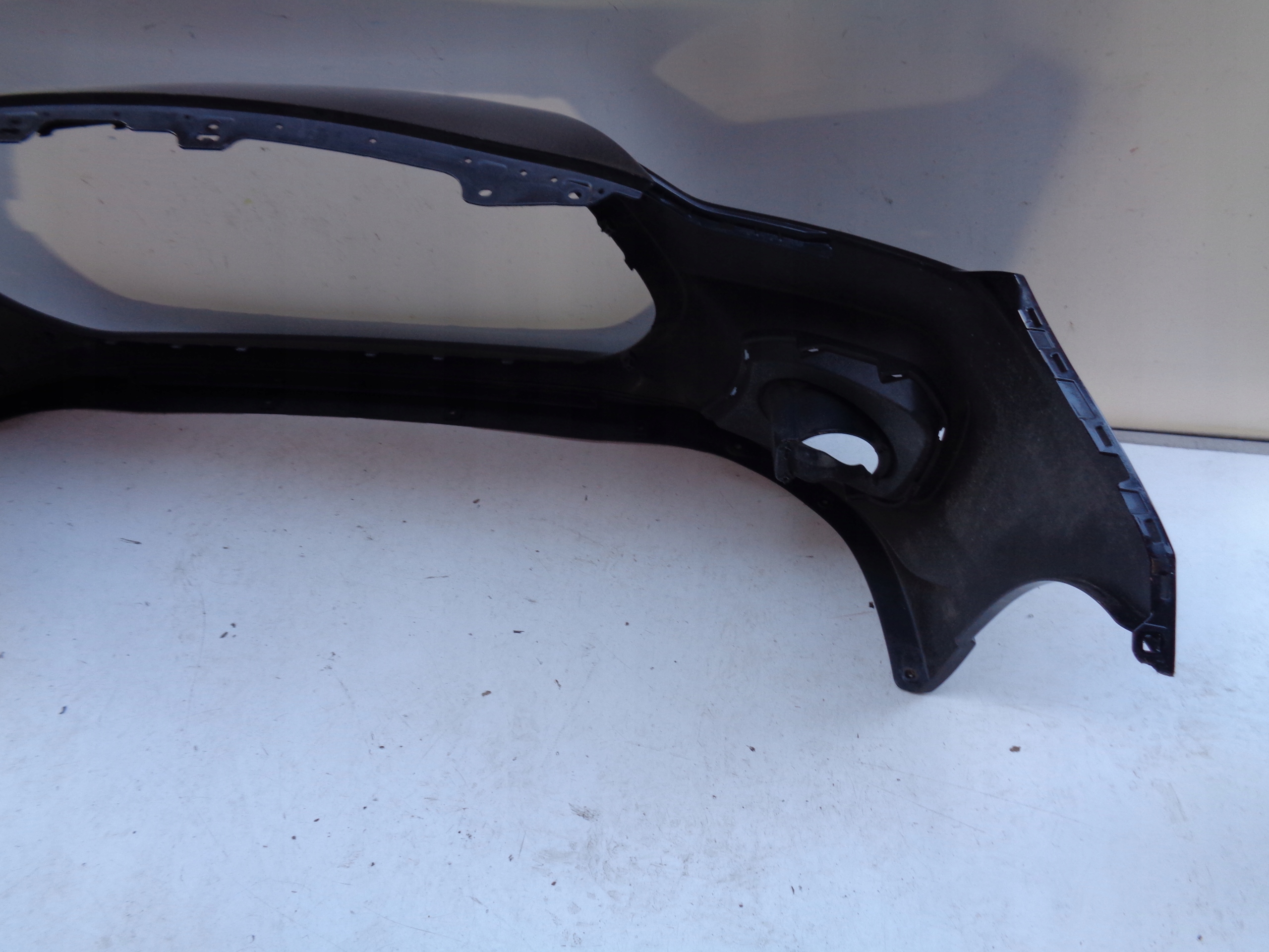 PREDNÝ NÁRAZNÍK SUZUKI SWIFT MK8 SPORT 17- 32248