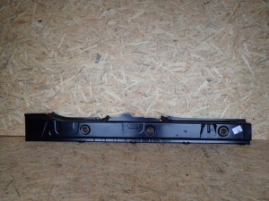 VW TOUAREG PODLAHA PRAH 7P0803751A VW TOUAREG PODLAHA PRAH 7P0803751A