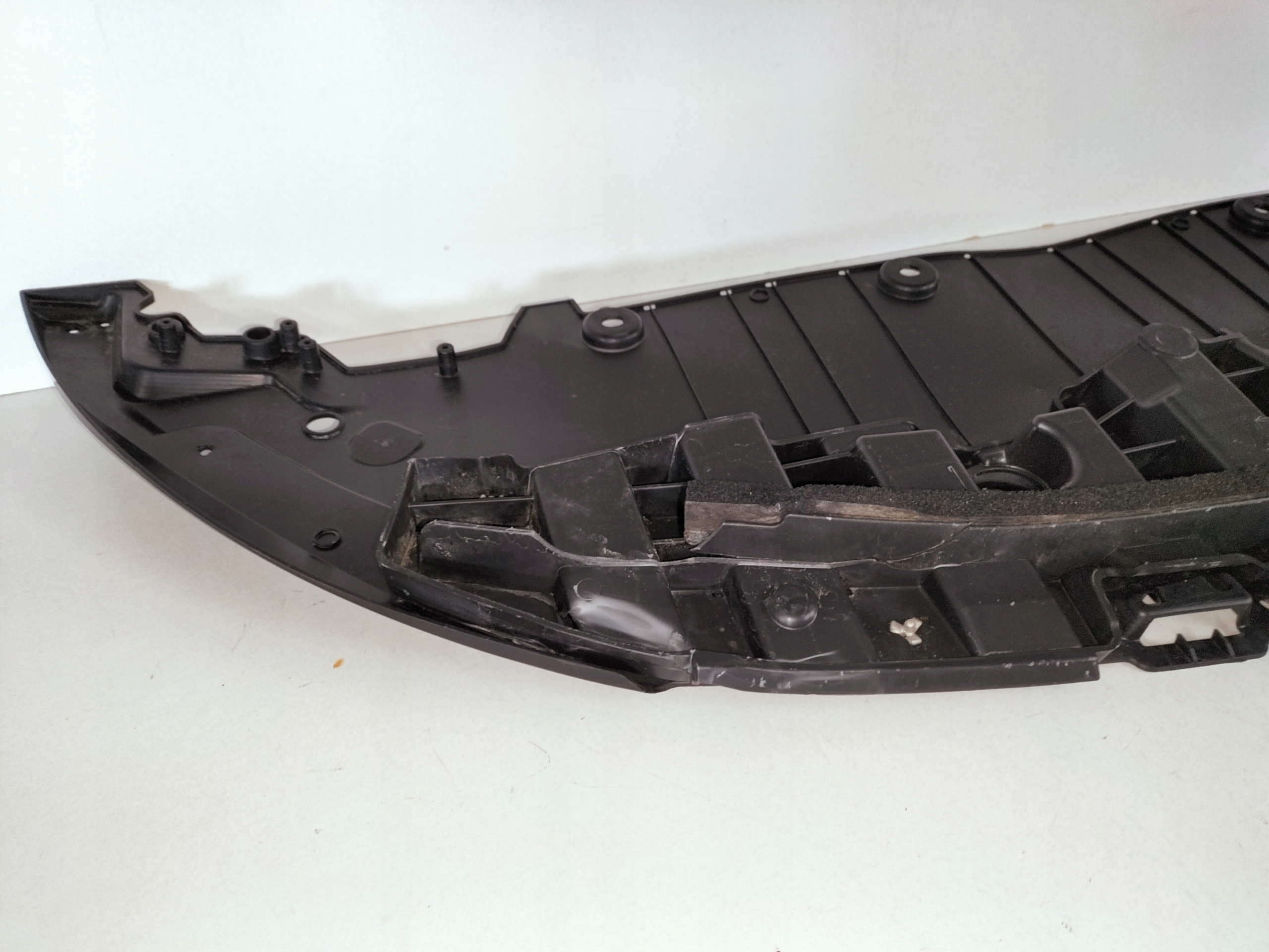 KRYT POD NÁRAZNÍK RENAULT CLIO 5 V 19- RS