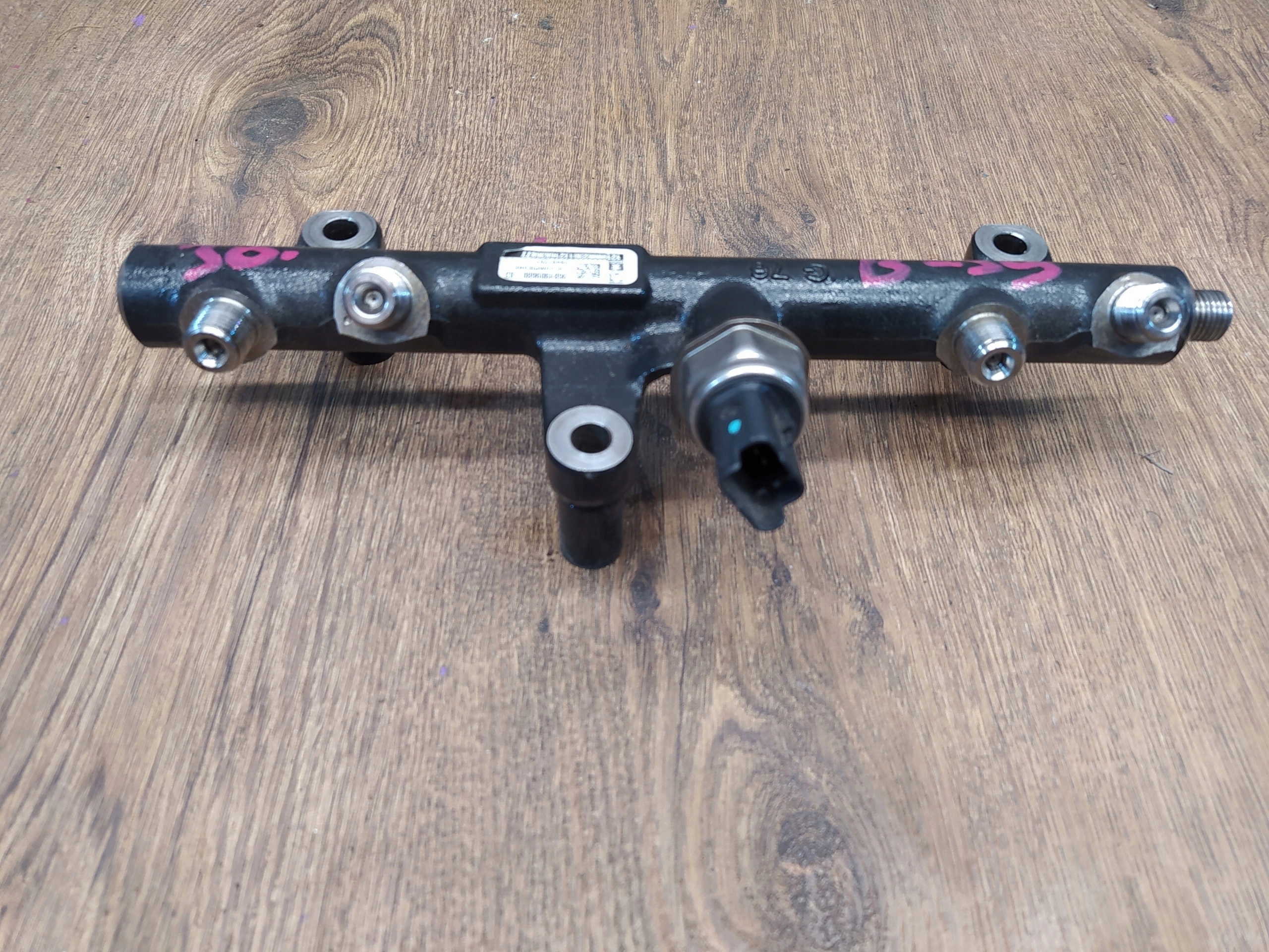 PEUGEOT 2.0 HDI VSTREKOVACIA RAMPA 9681909680