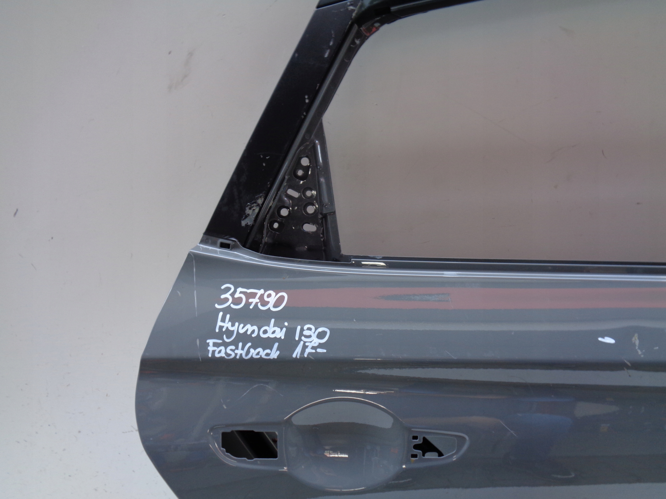 PRAVE ZADNE DVERE HYUNDAI I30 FASTBACK 17- 35790
