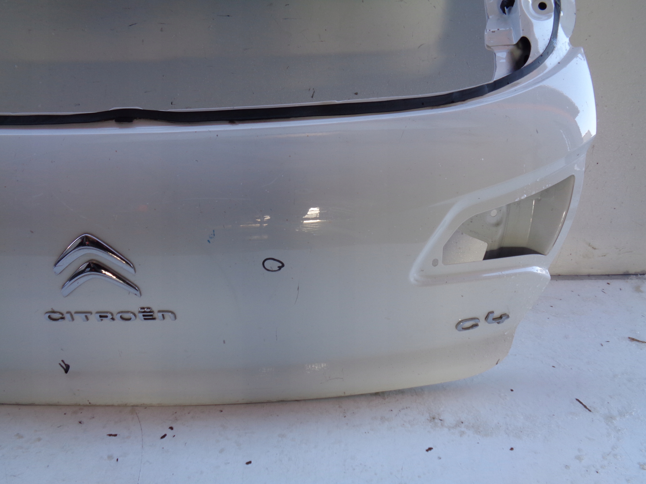 ZADNÁ KAPOTA CITROEN C4 II 10- NR 38199