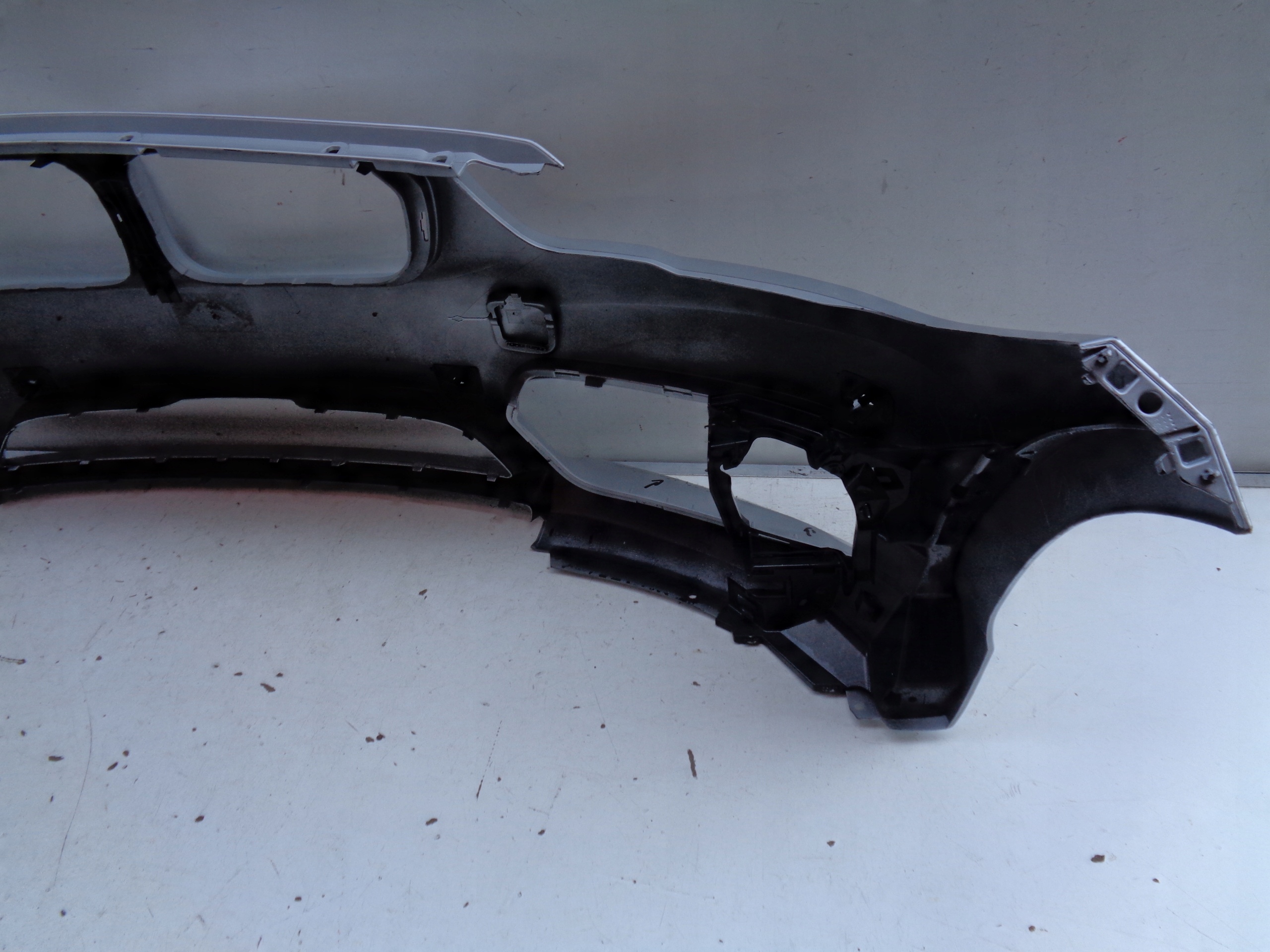 PREDNÝ NÁRAZNÍK BMW 1 F20 F21 14- LIFT NR 25972