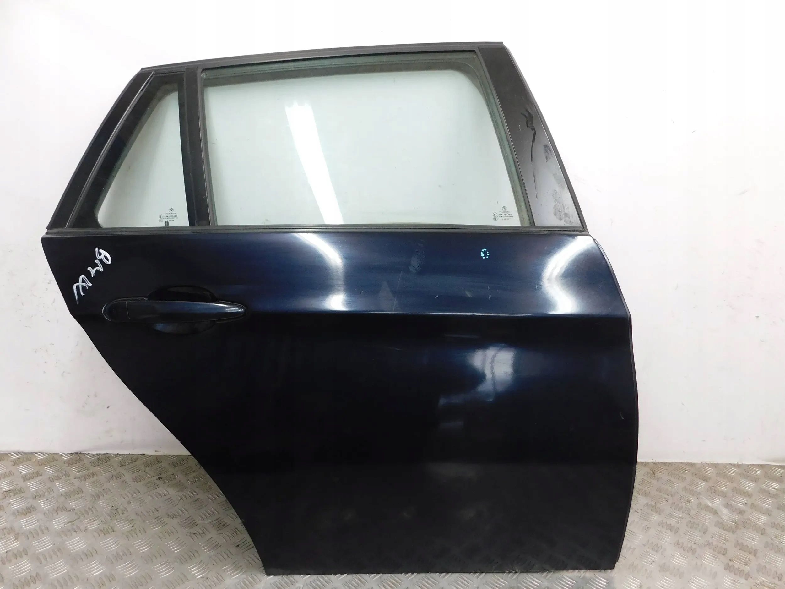 PRAVE ZADNE DVERE BMW 3 E91 KOMBI