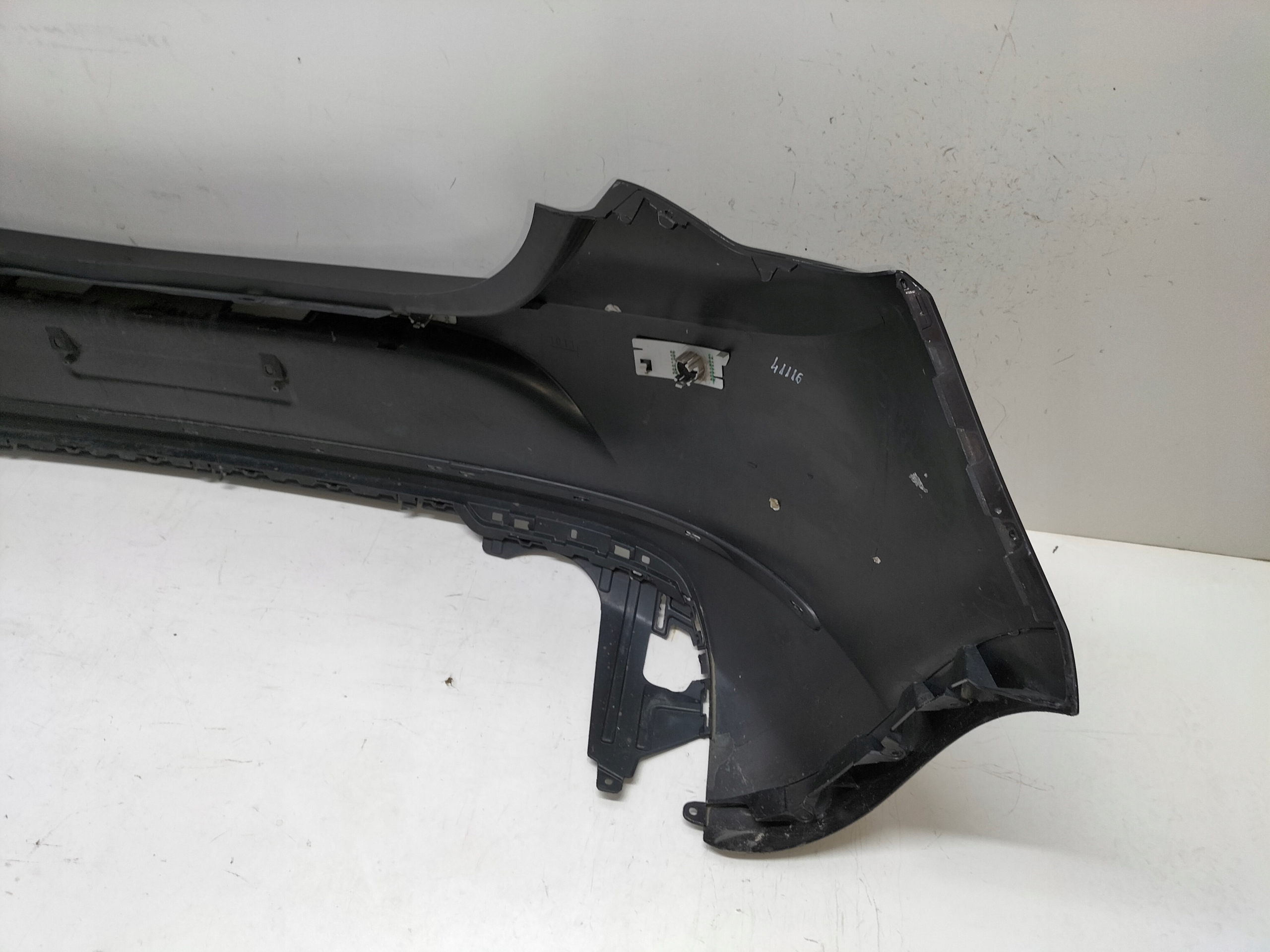 ZADNÝ NÁRAZNÍK OPEL ASTRA 4 IV LIFT 12- HB
