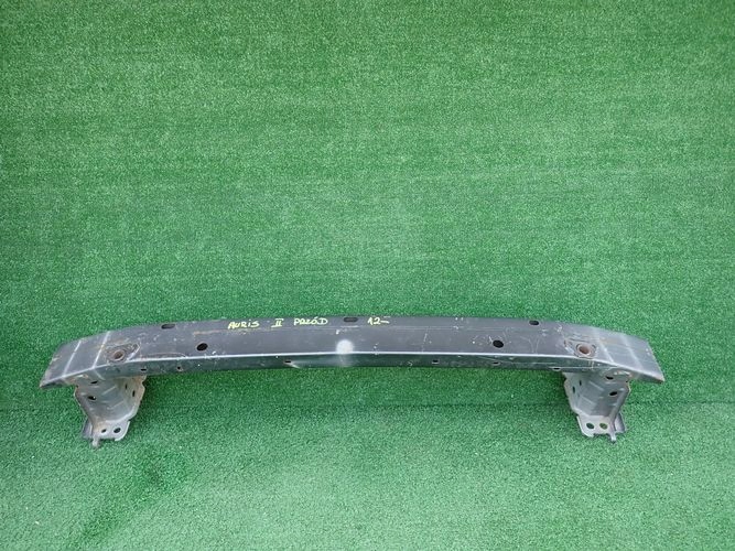 TOYOTA AURIS II 12- VYSTUHA PREDNEHO NARAZNIKA