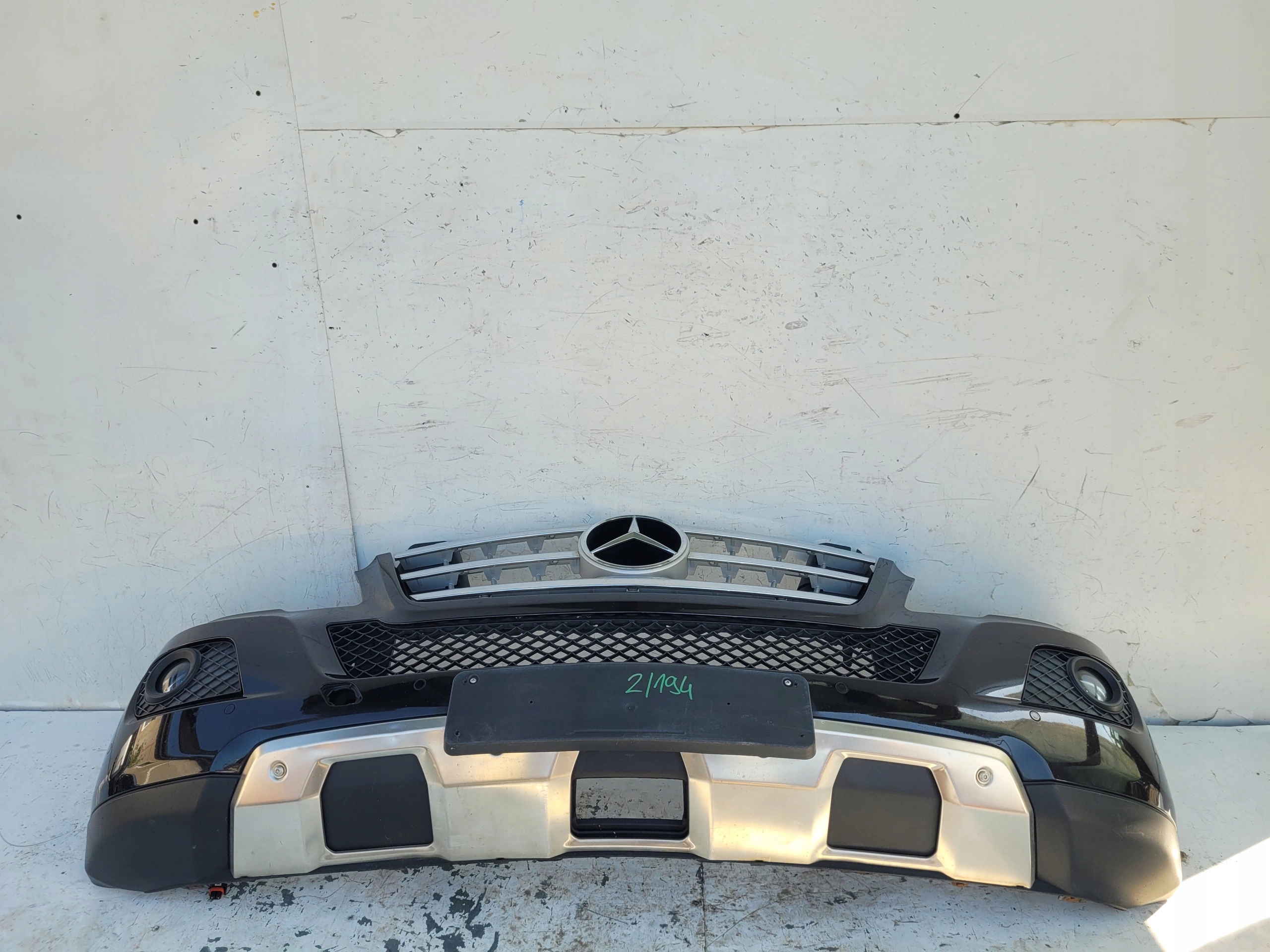 MERCEDES ML W 164 W164 LIFT PREDNÝ NÁRAZNÍK
