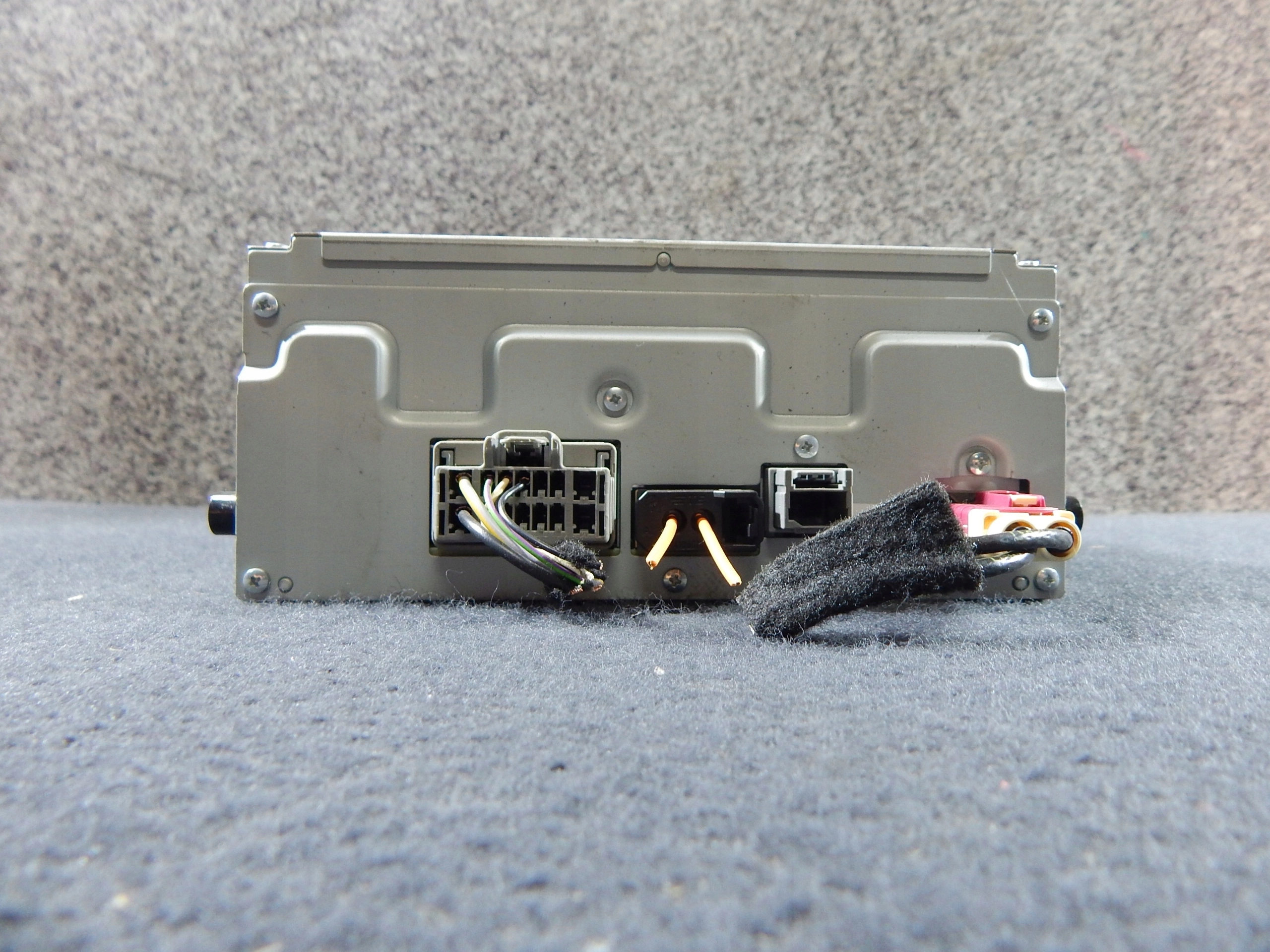 VOLVO V40 XC40 RADIO