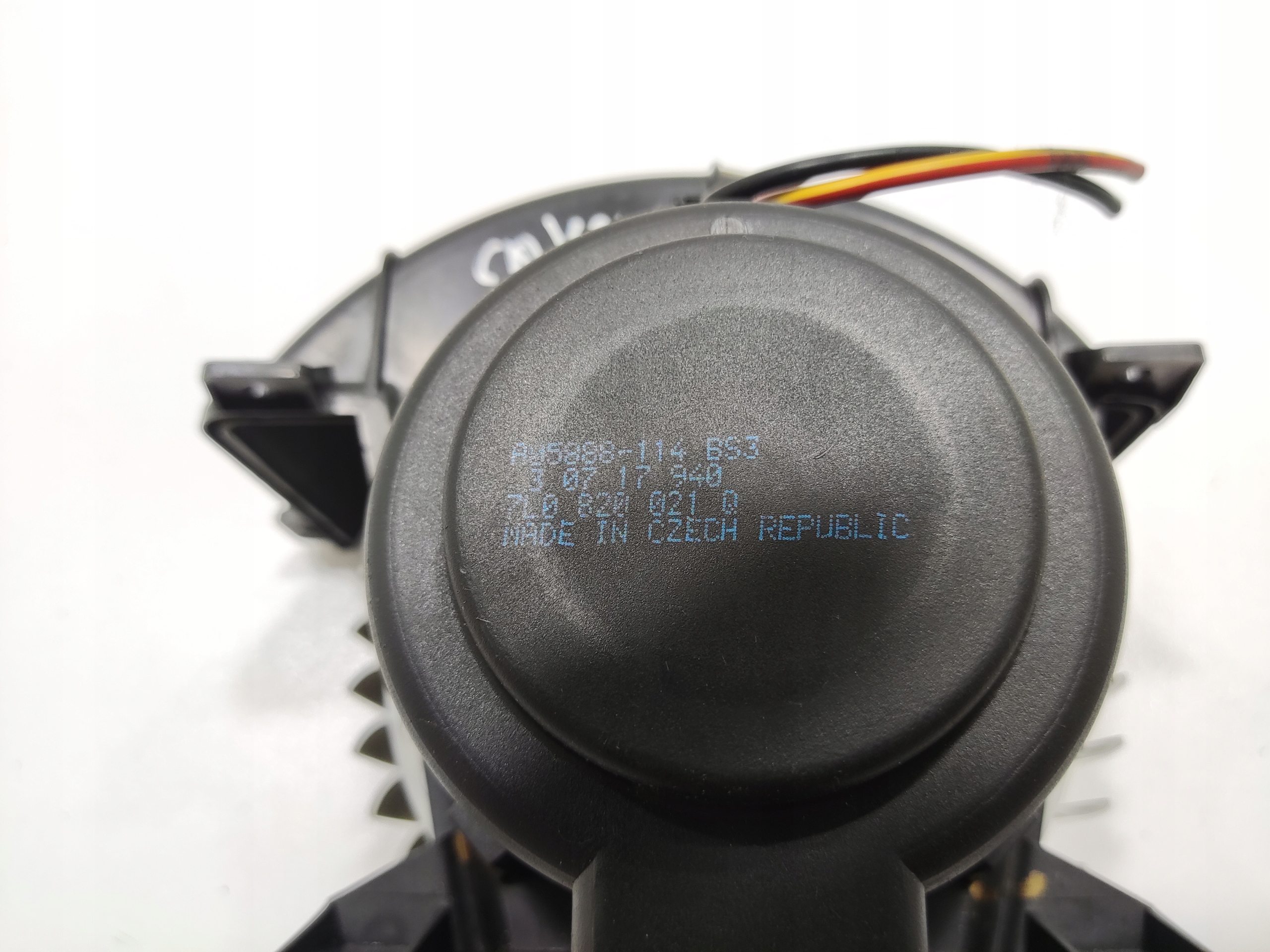 VENTILÁTOR MOTORČEK KÚRENIA PORSCHE CAYENNE I 2007-2009 LIFT 7L0820021Q