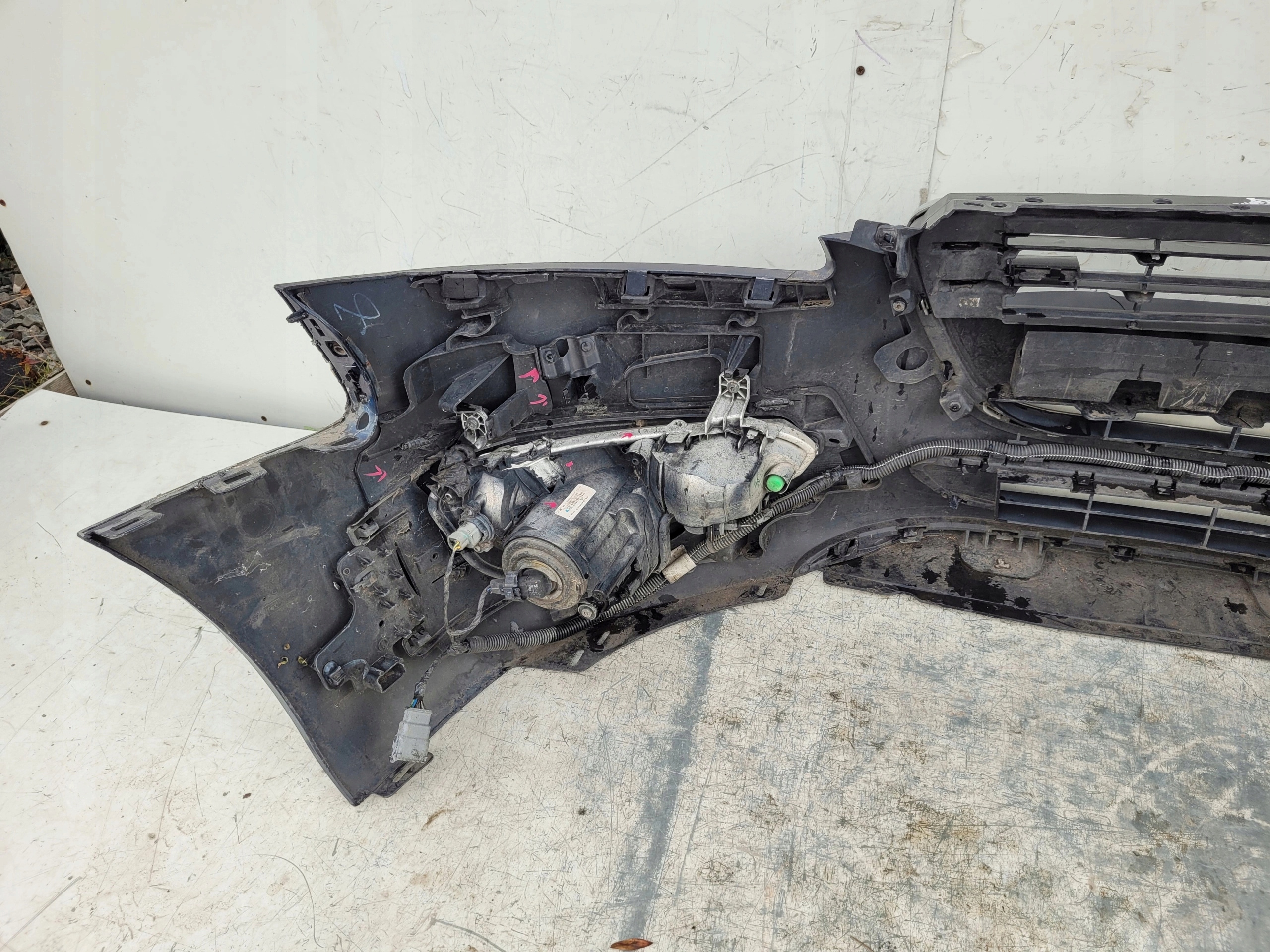 PEUGEOT 508 PREDNÝ NÁRAZNÍK