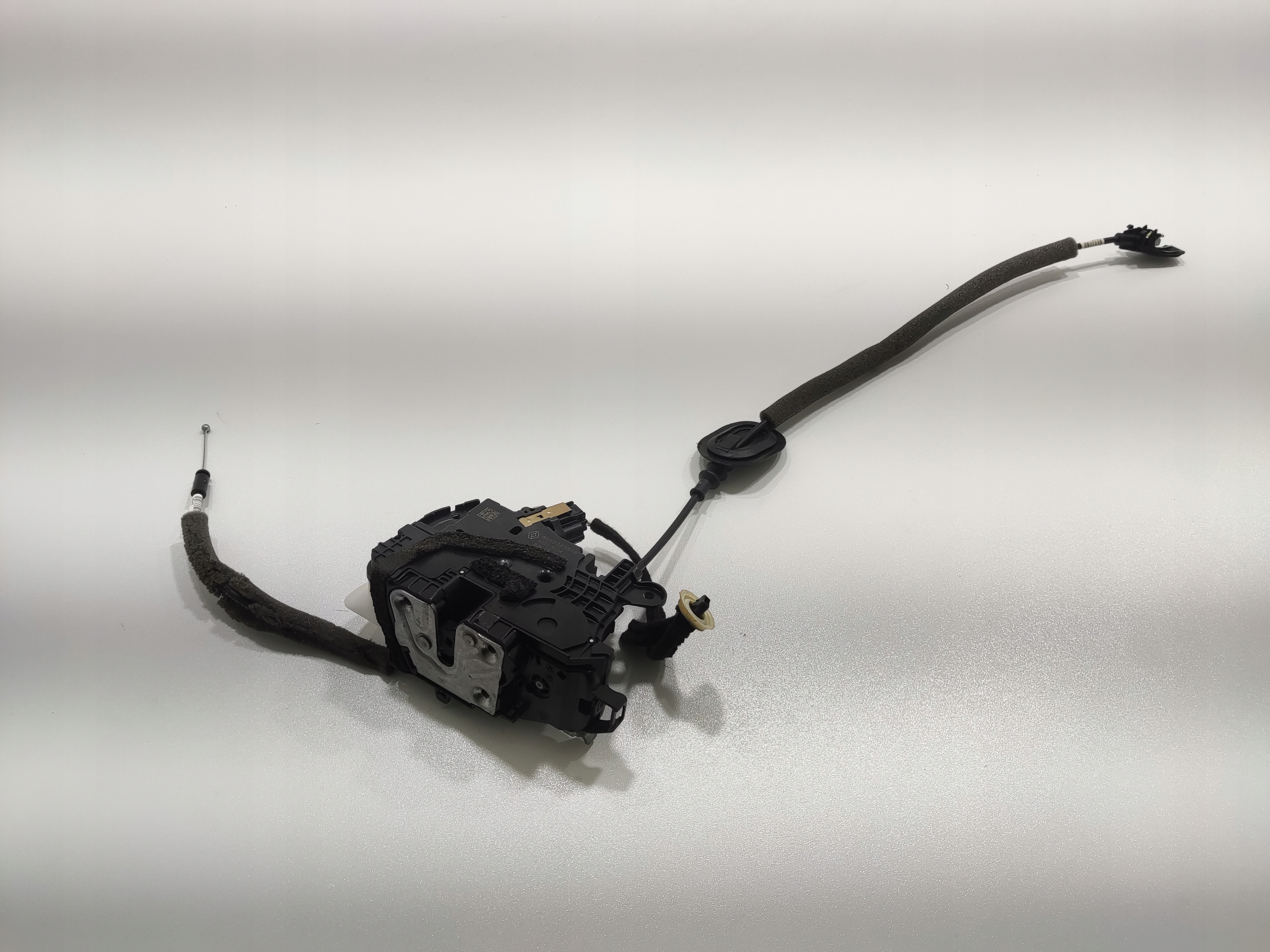 ZAMOK LAVYCH PREDNYCH DVERI RENAULT CLIO V 805032387R 2019-2024