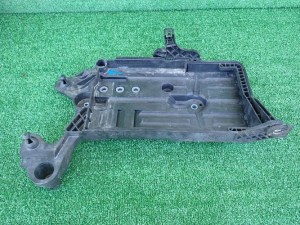 VW SEAT SKODA AUDI DRZIAK AUTOBATERIE 5Q0915331K VW SEAT SKODA AUDI DRZIAK AUTOBATERIE 5Q0915331K