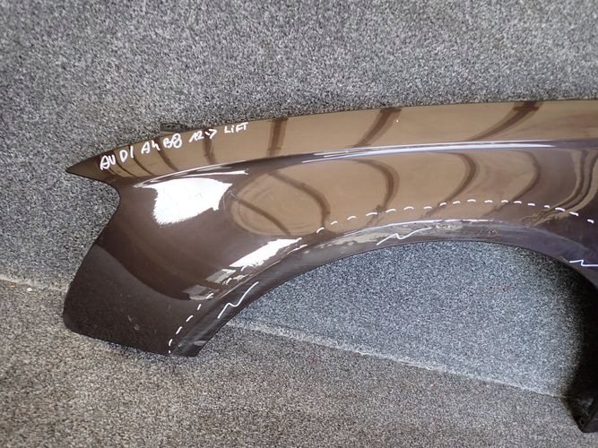 AUDI A4 B8 LIFT 12- ĽAVÝ PREDNÝ BLATNÍK