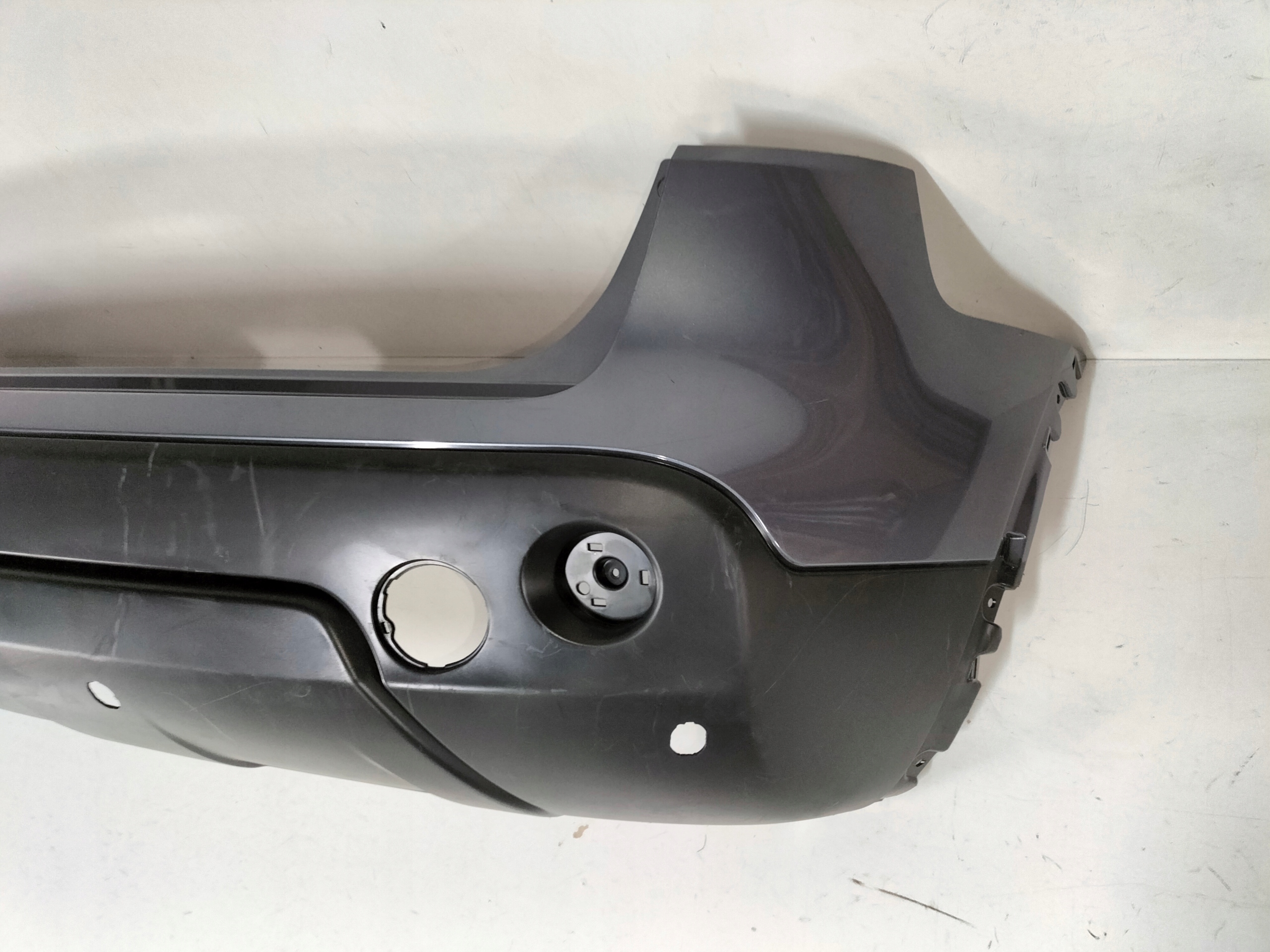 ZADNÝ NÁRAZNÍK NISSAN QASHQAI I 06-09