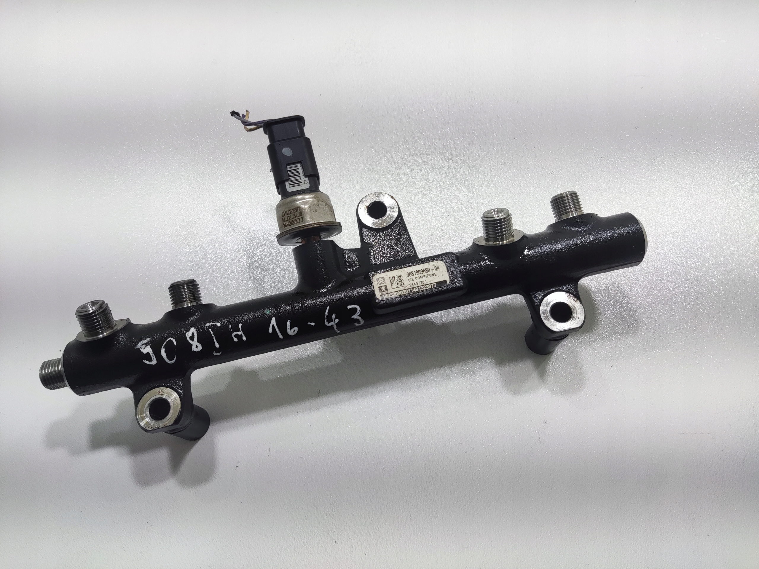 VSTREKOVACIA RAMPA PEUGEOT 508 I RXH 2.0 HDI HYBRID 9681909680 2010-2014