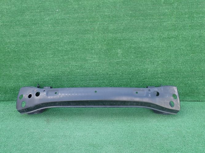 VW LIFT 10- VYSTUHA PREDNEHO NARAZNIKA