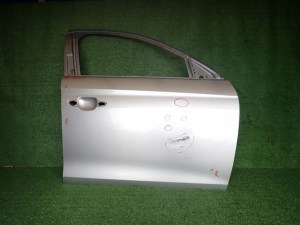 OPEL CORSA F PRAVE PREDNE DVERE OPEL CORSA F PRAVE PREDNE DVERE