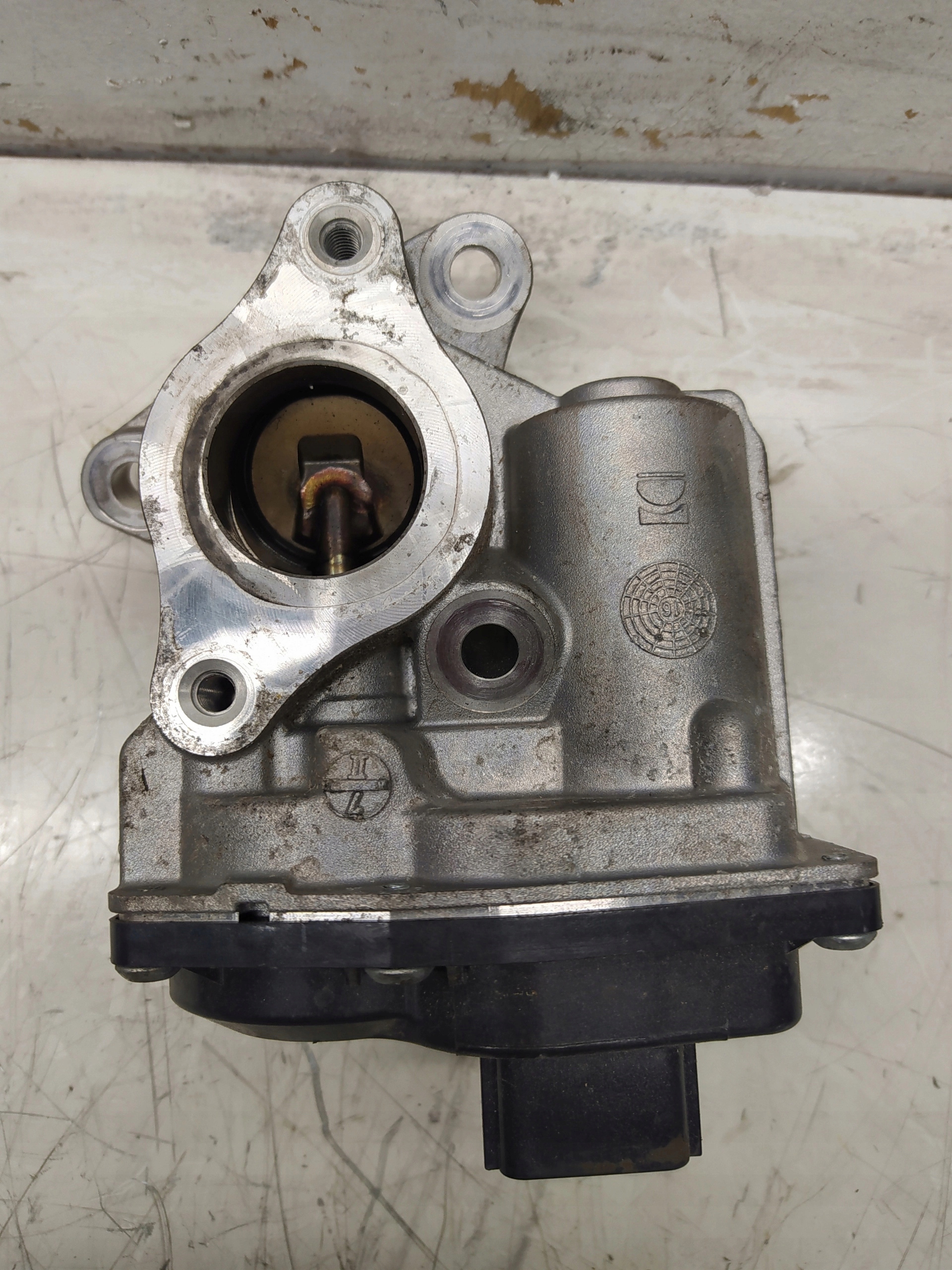 MERCEDES W176 1.5DCI EGR 147102557R