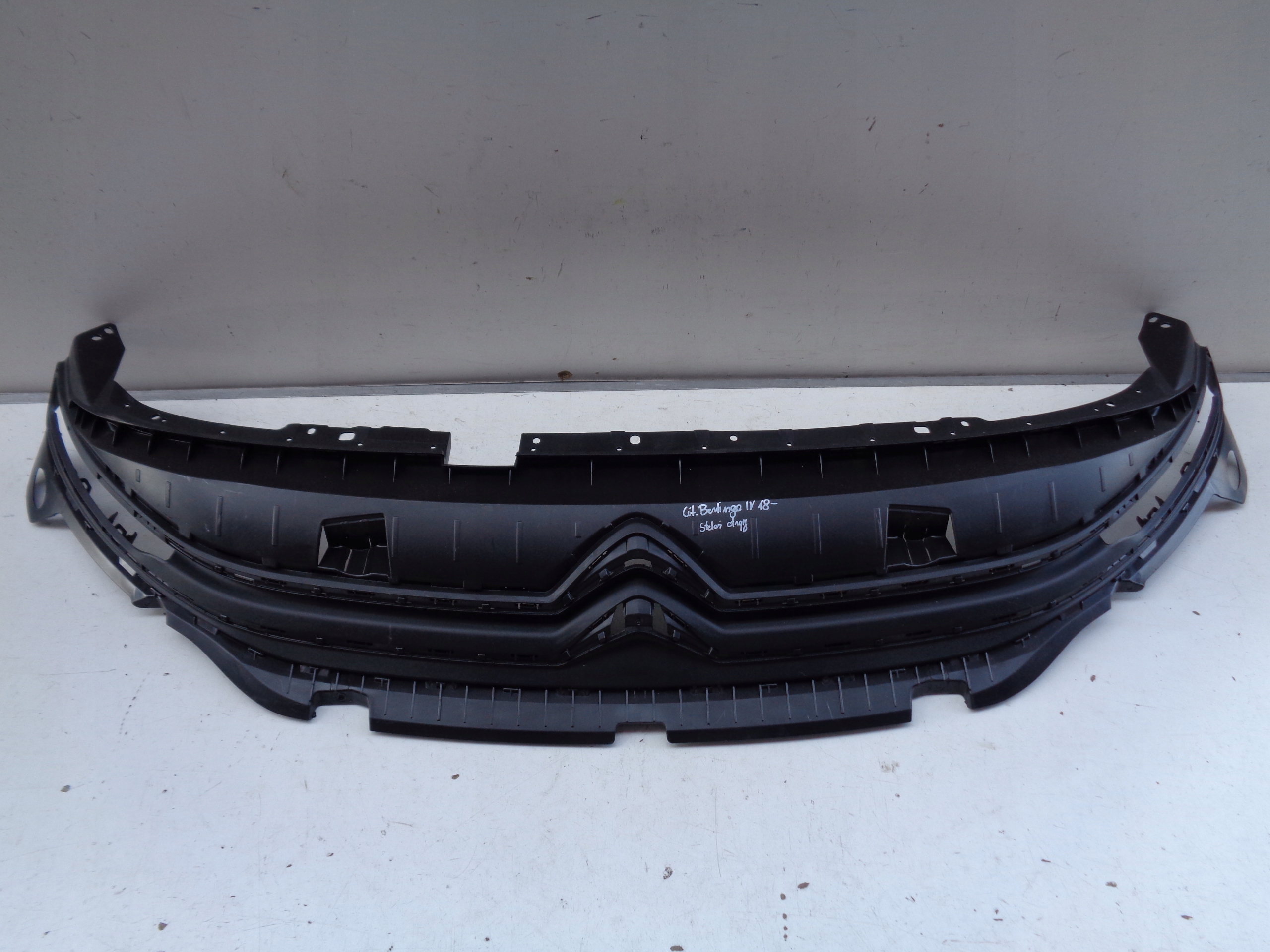 MRIEZKA LISTA CITROEN BERLINGO IV 18-