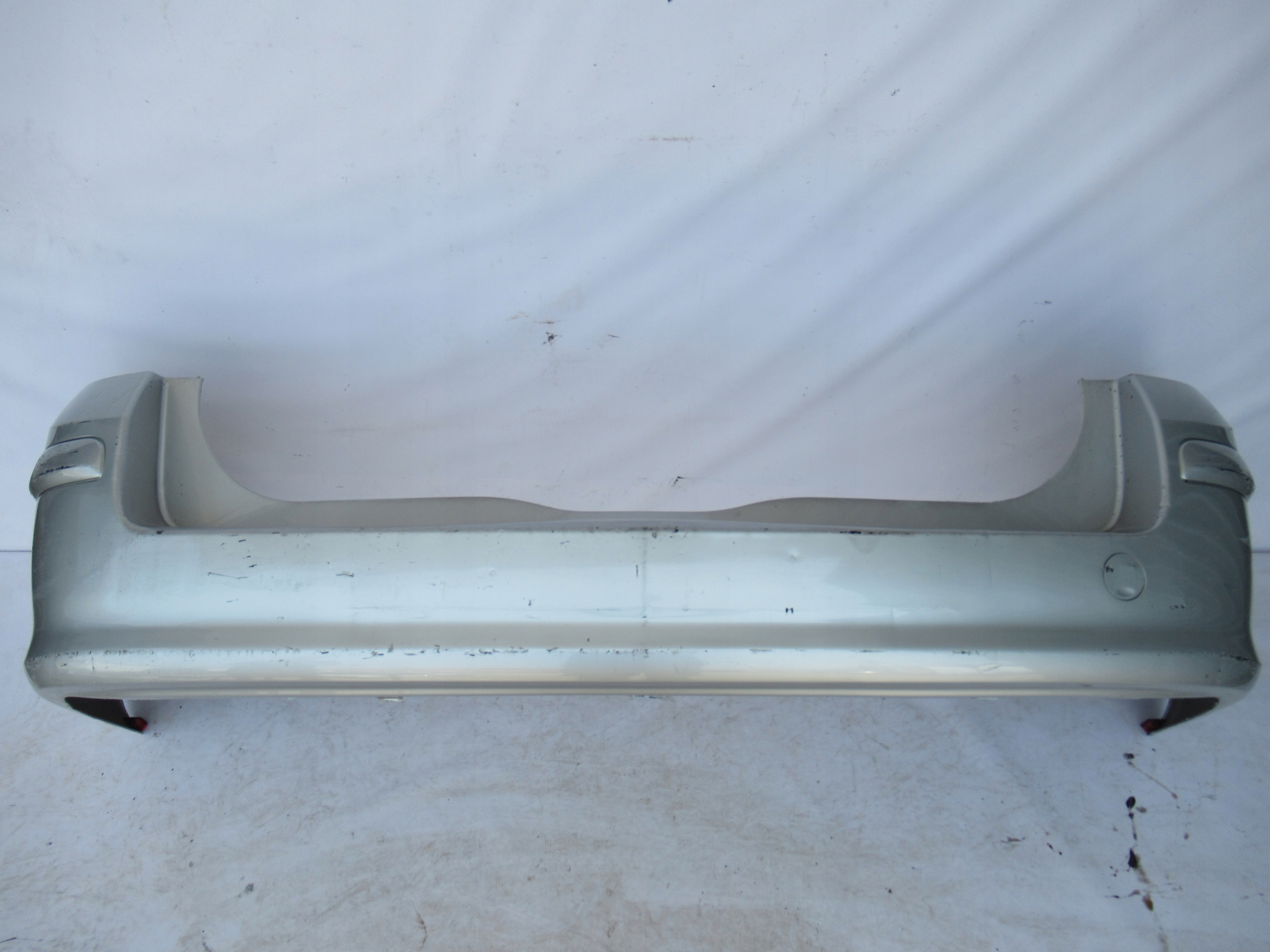 ZADNÝ NÁRAZNÍK OPEL ASTRA H 3 III KOMBI