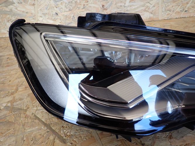 AUDI A3 S3 RS3 FULL LED LIFT 16- PRAVE PREDNE SVETLO 8V0941774J