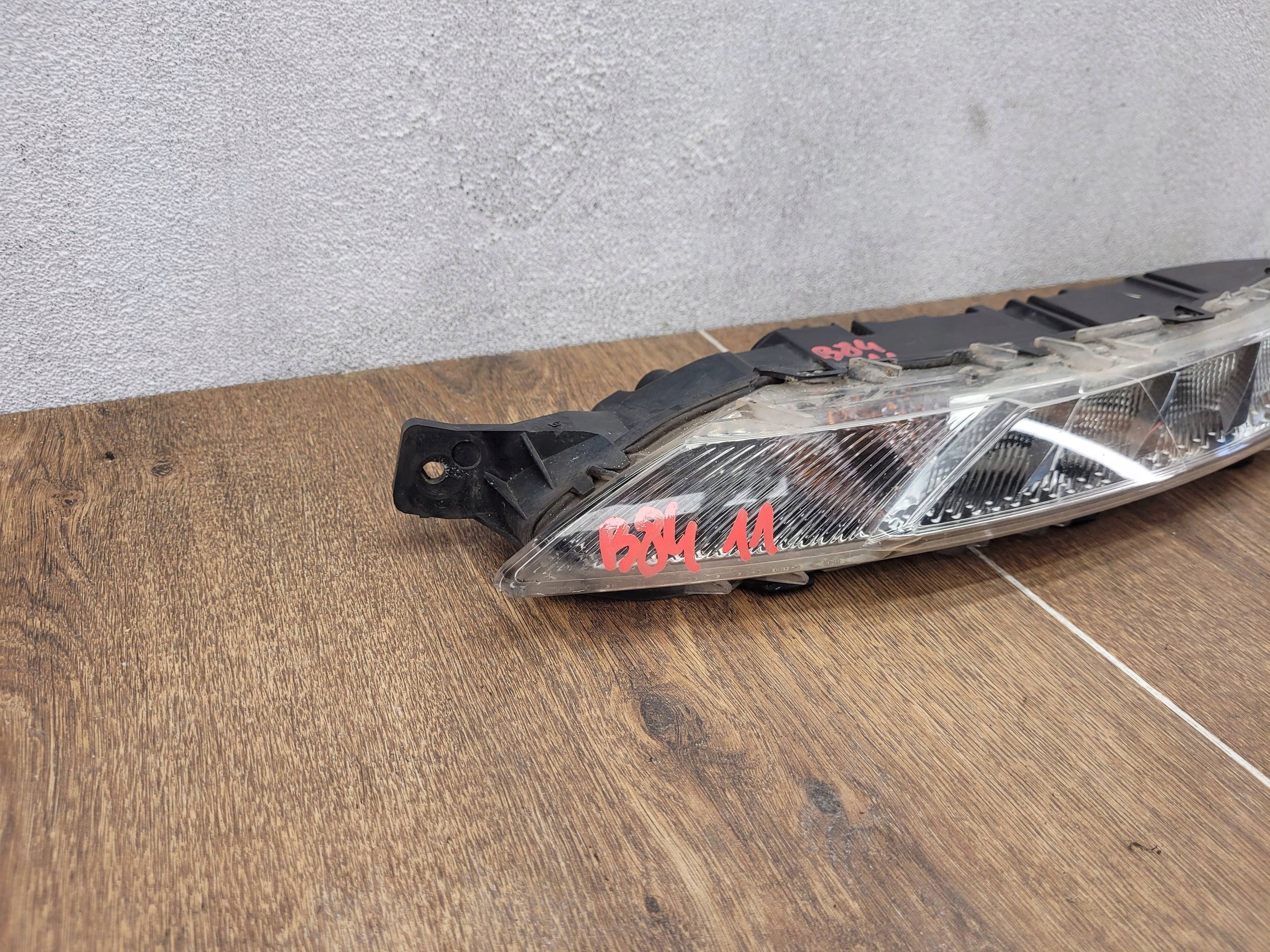 Citroen C4 Grand Picasso II 2 9676036380 ĽAVÉ PREDNÉ SVETLO