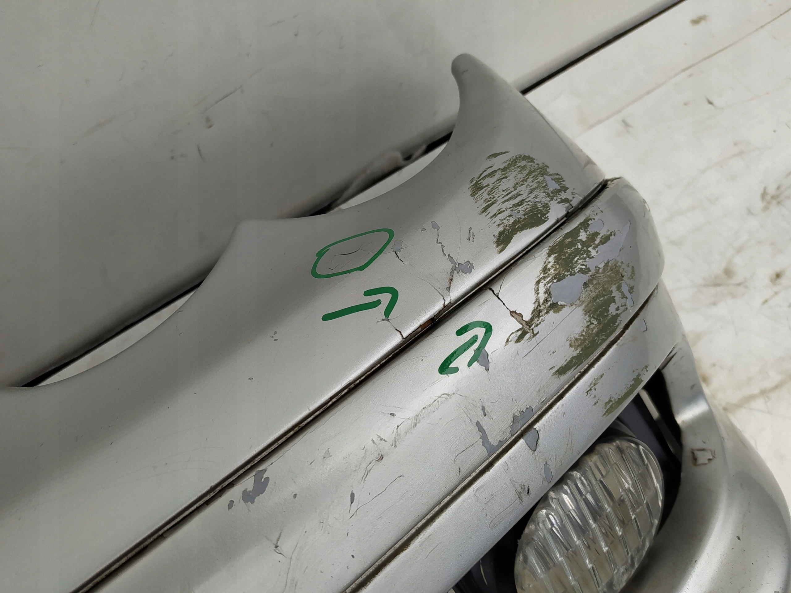 PREDNÝ NÁRAZNÍK MERCEDES w203 sportcoupe amg