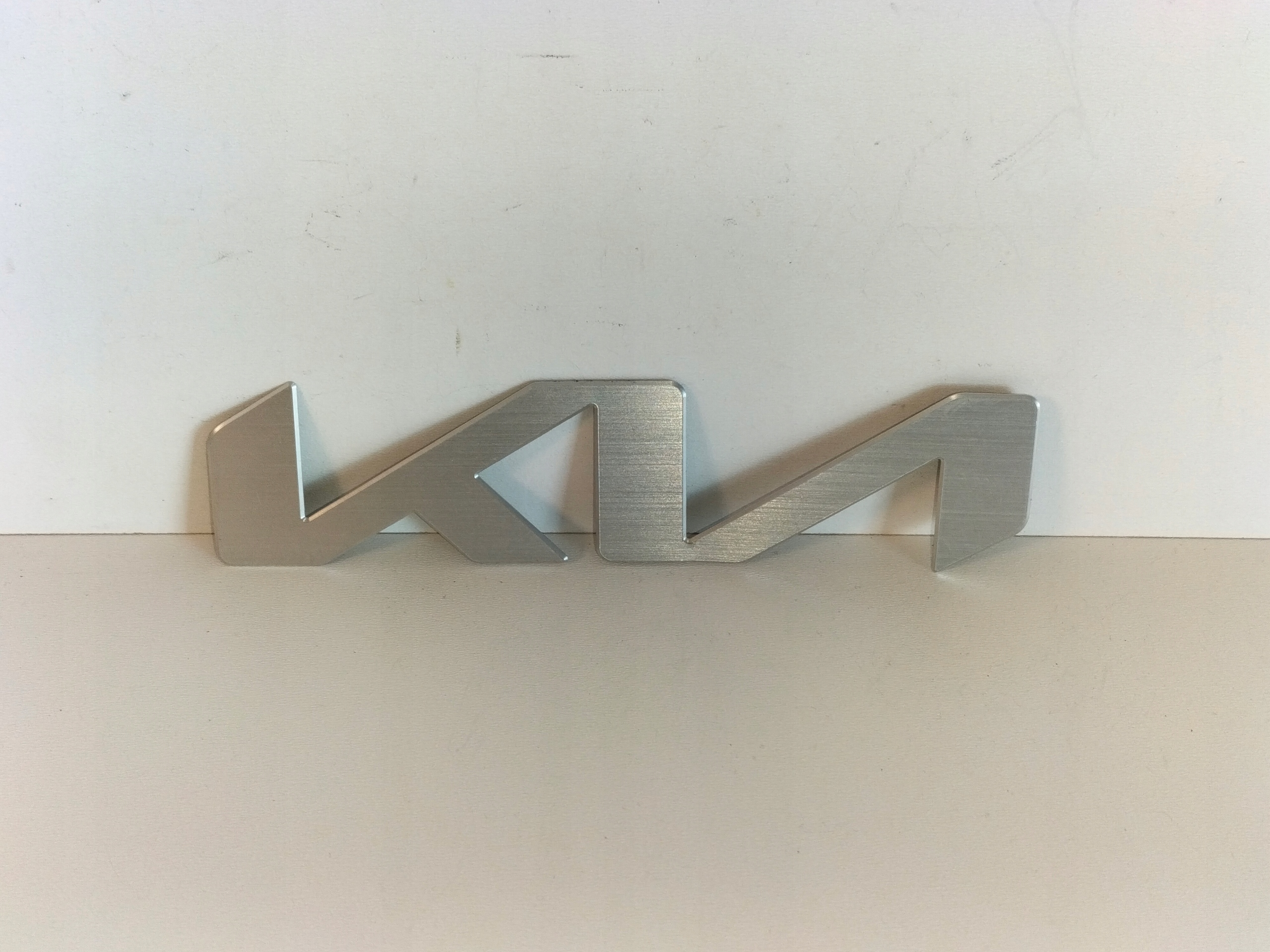 ZNAK EMBLEM logo KIA