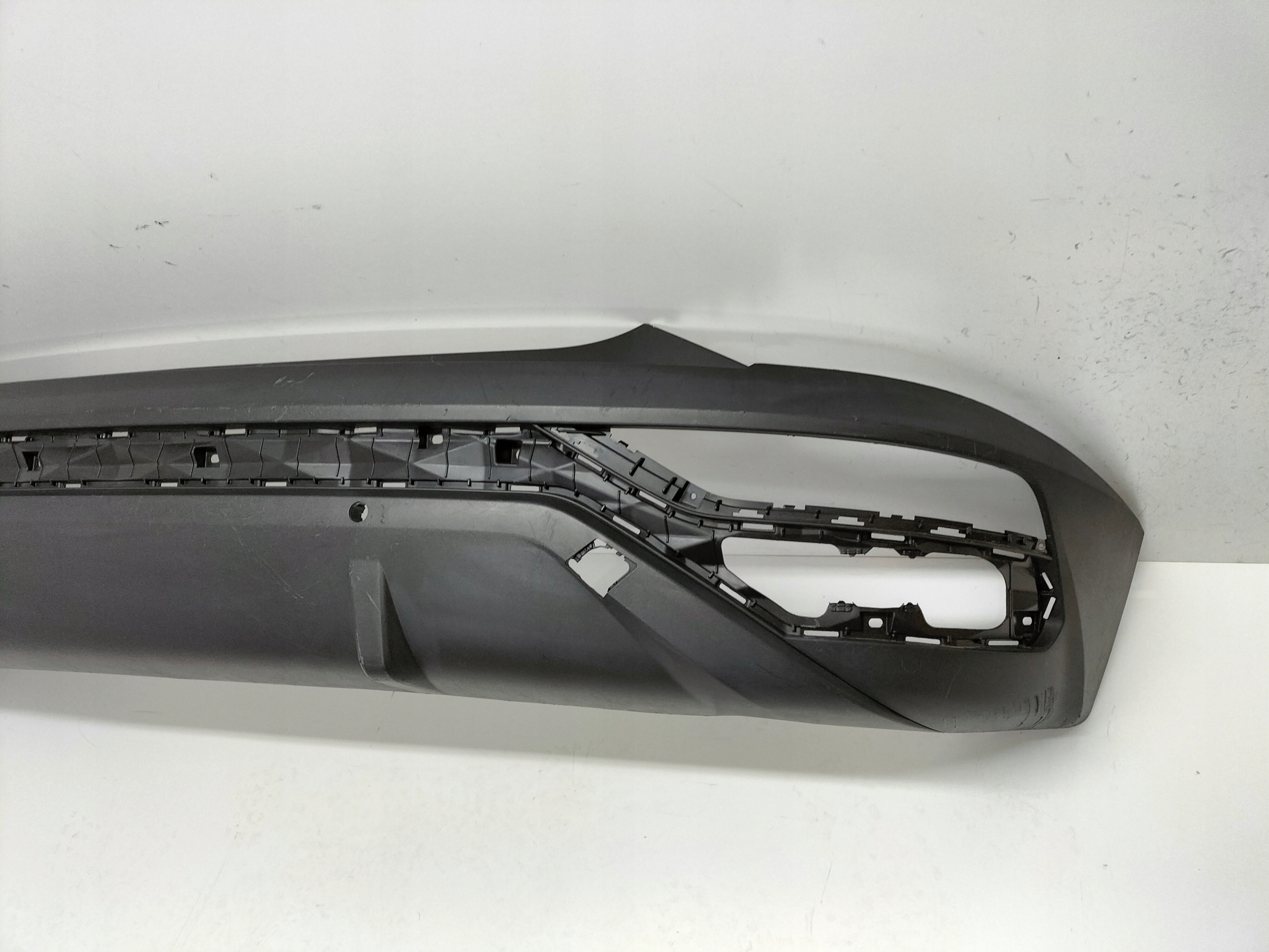 ZADNÝ NÁRAZNÍK HYUNDAI TUCSON 4 IV 20-