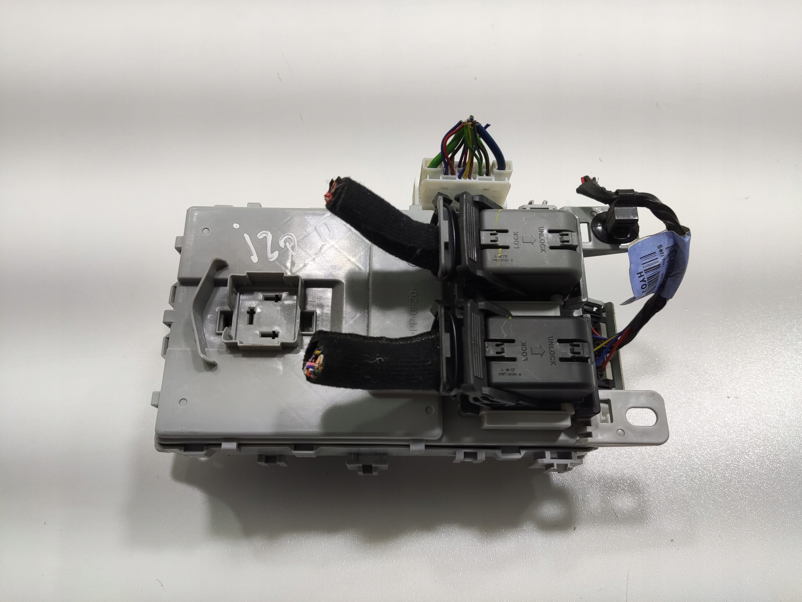 POISTKOVA SKRINKA HYUNDAI I20 II 2014-2018 91950-C8560