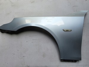 BLATNIK PREDNA LAVY BMW 5 E60 TITANSILBER 03-10 BLATNIK PREDNA LAVY BMW 5 E60 TITANSILBER 03-10