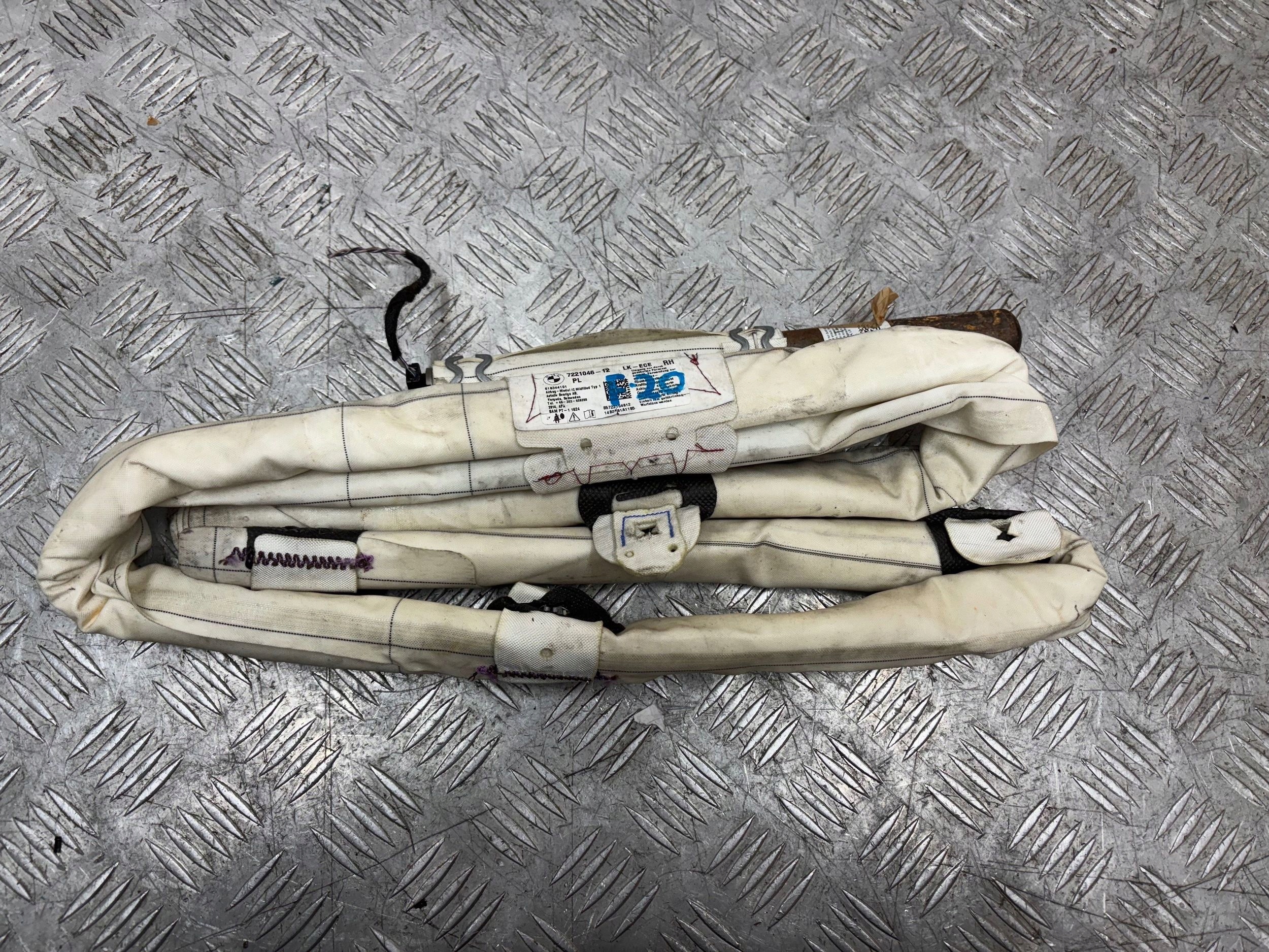 PRAVY STROPNY AIRBAG BMW 1 F20 7221046-12