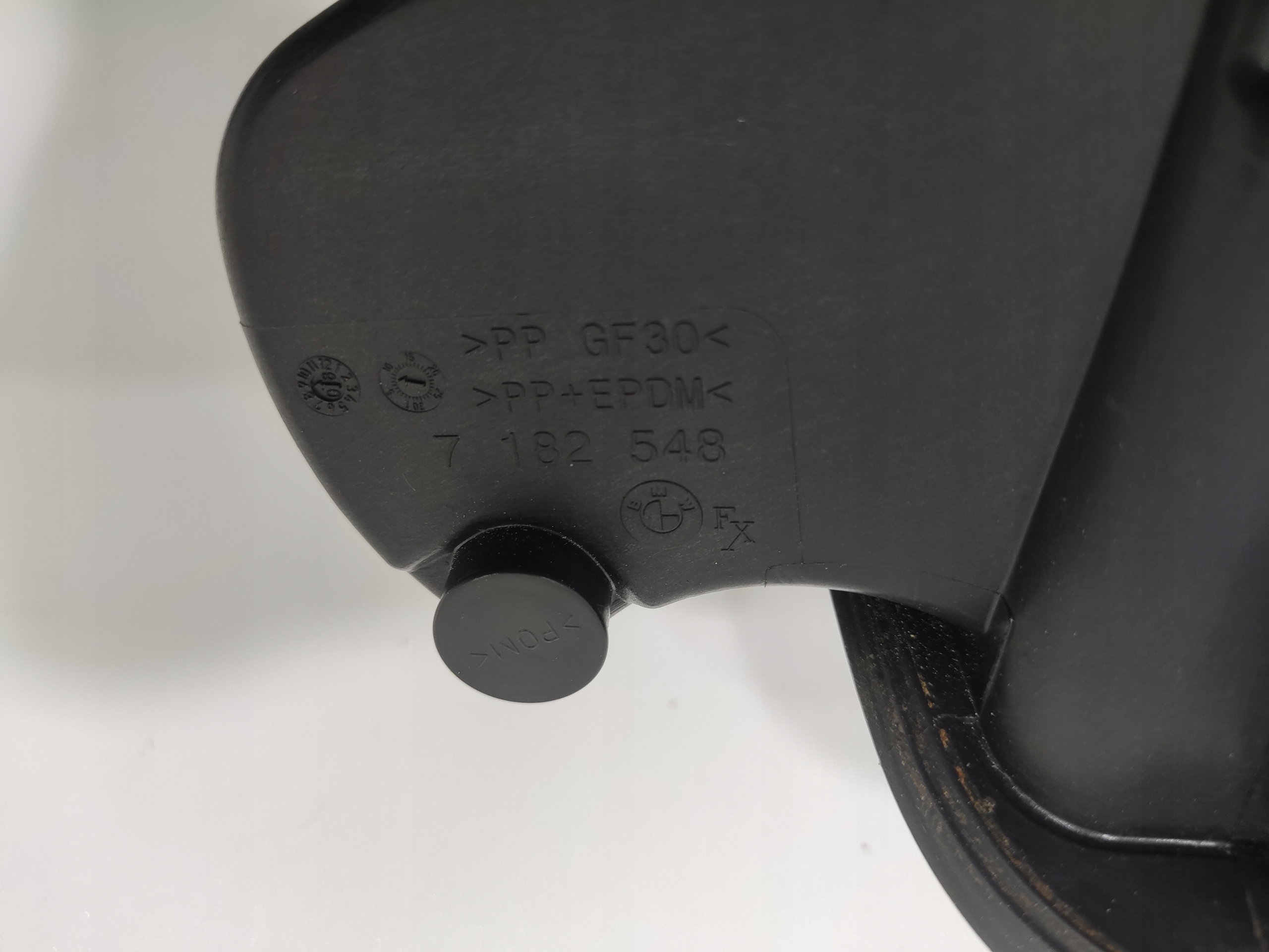 DVIERKA NADRZE BMW X6 E71 2007-2014 7182548