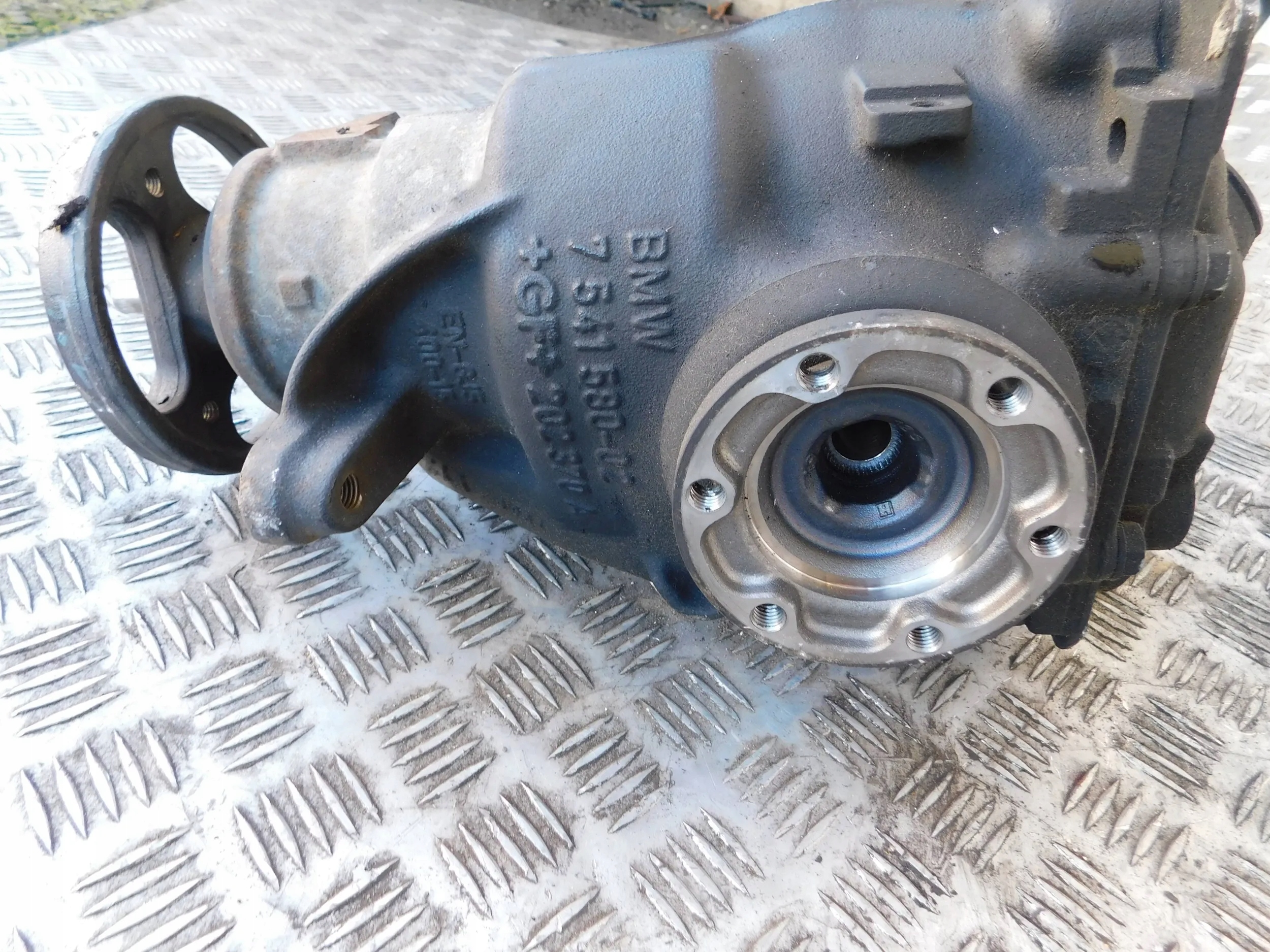 ZADNÝ DIFERENCIAL BMW 3 E92 E93 2.0 i