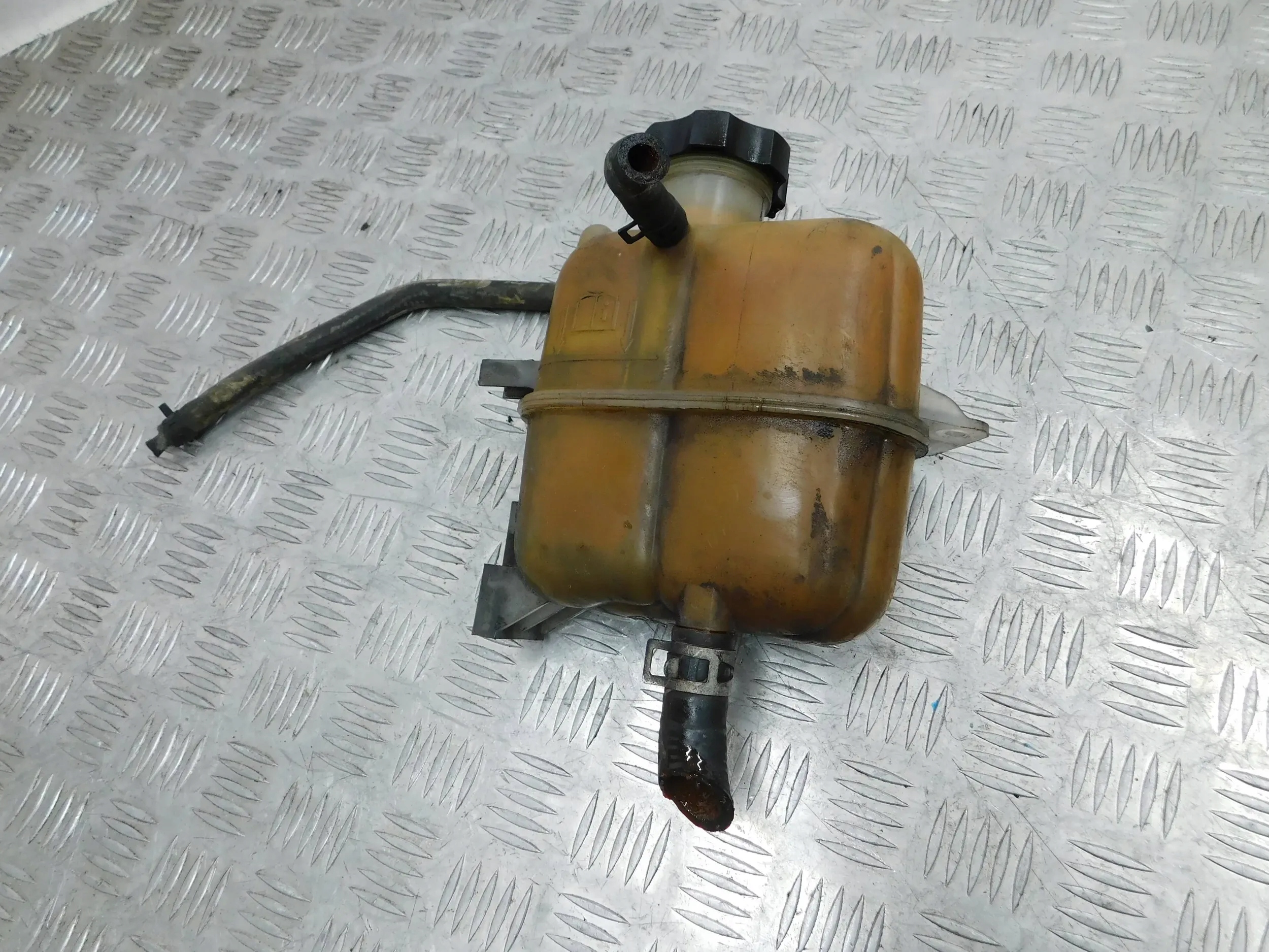 VYROVNAVACIA NADOBKA CHEVROLET SPARK 1.0 09-