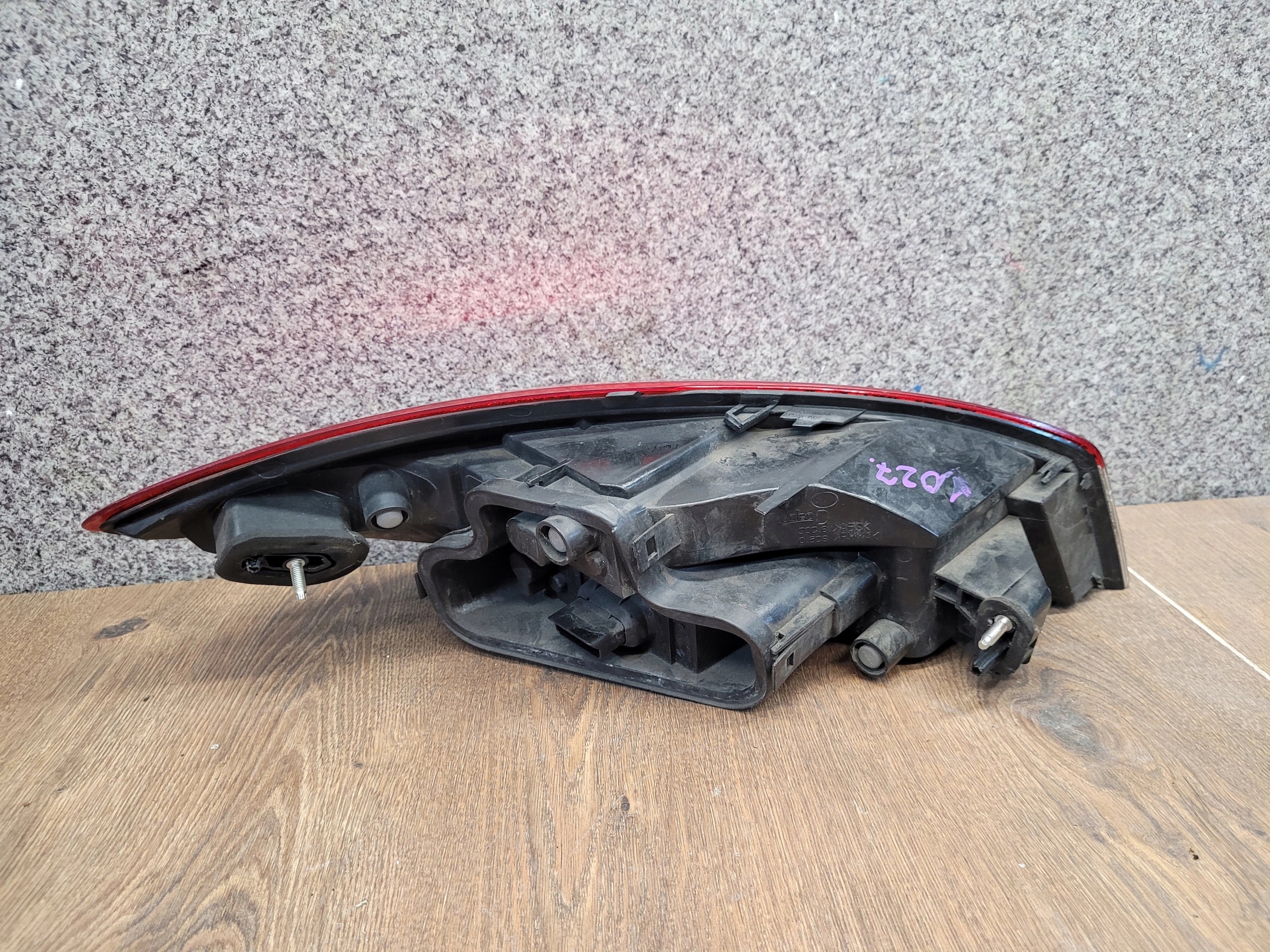 RENAULT MEGANE 3 III COUPE PRAVE ZADNE SVETLO 265500008R