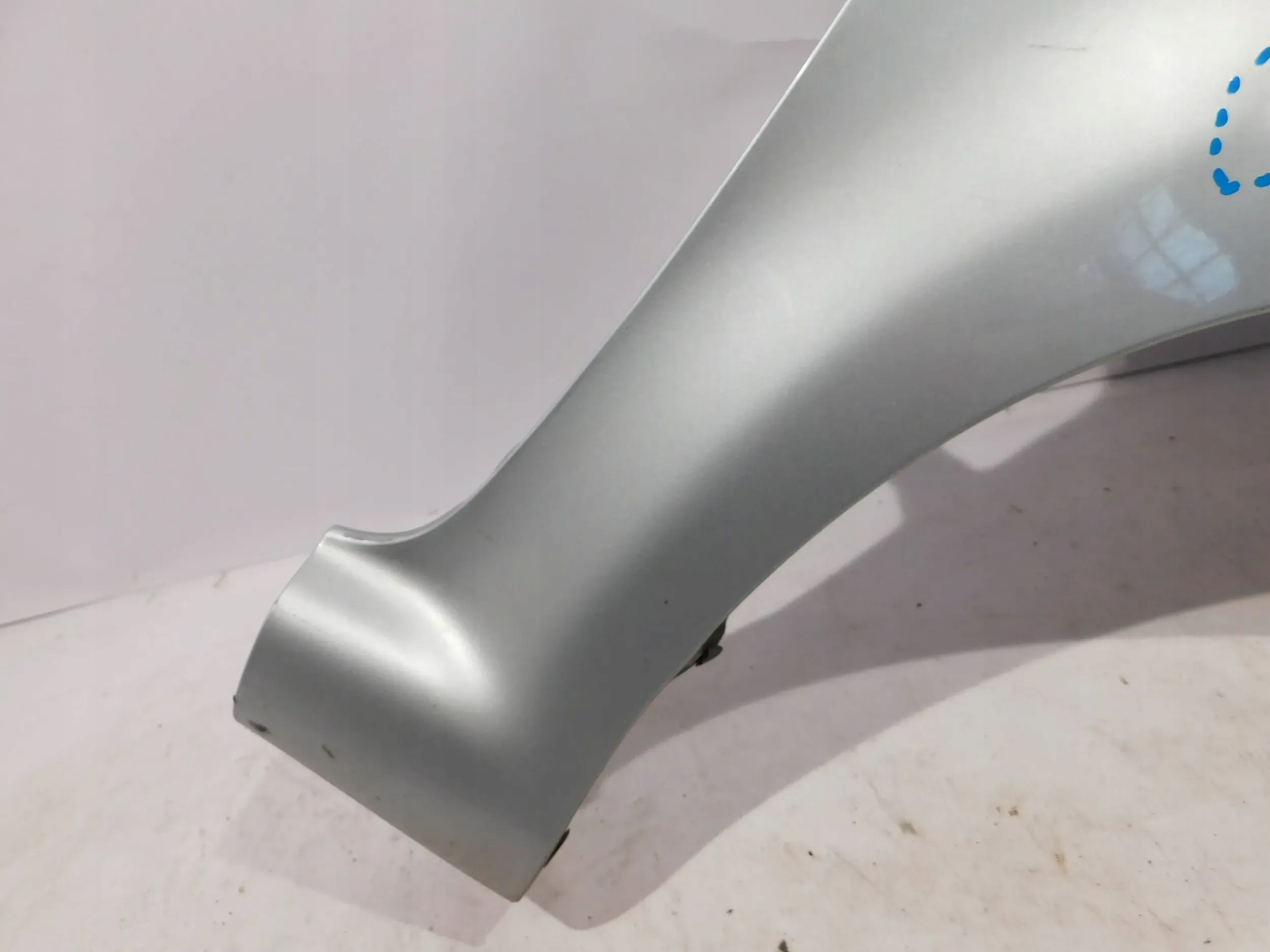 PRAVY PREDNY BLATNIK TOYOTA AYGO