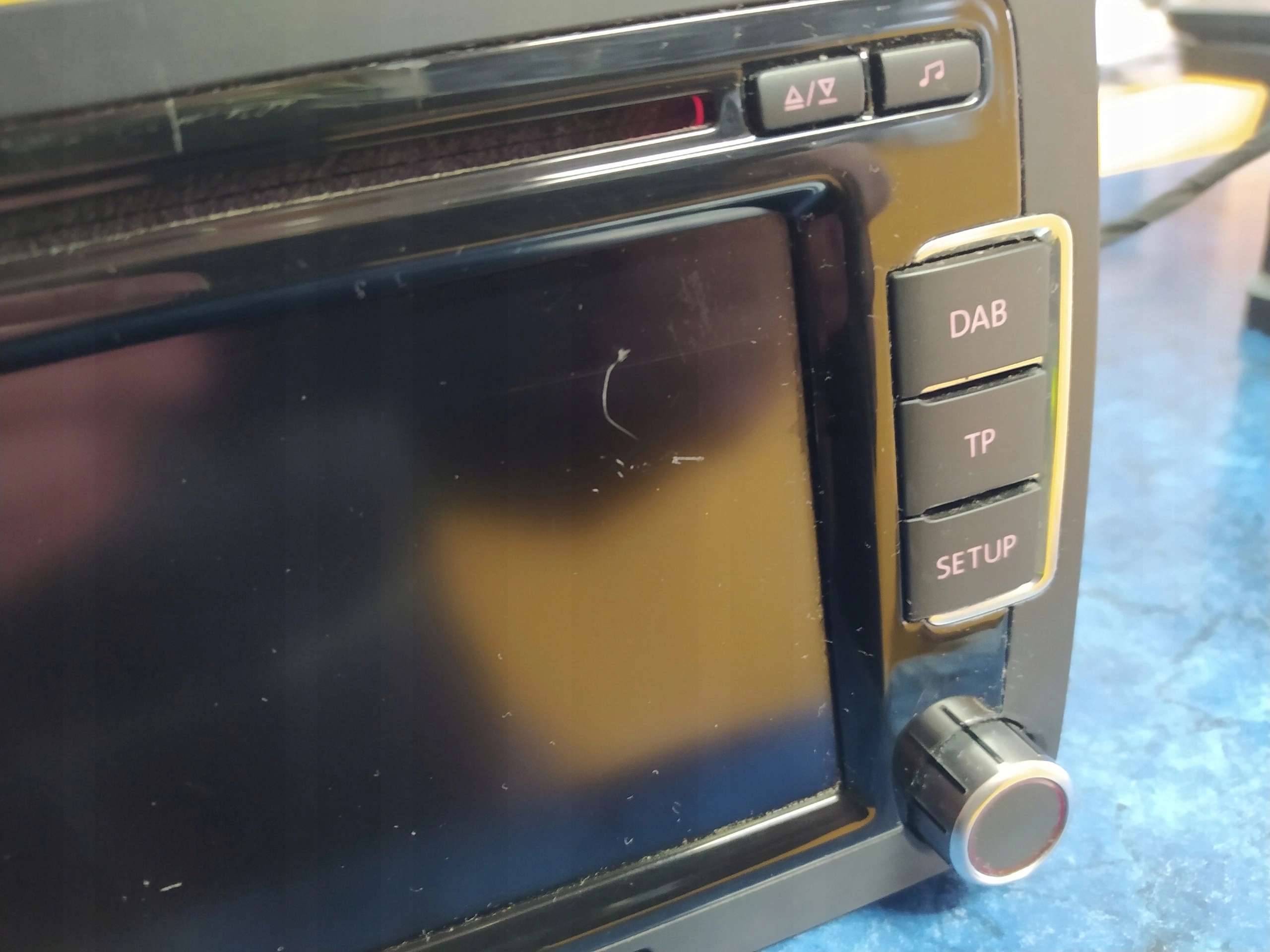 VW GOLF V TOURAN PASSAT  RADIO KOD 3C8035195A