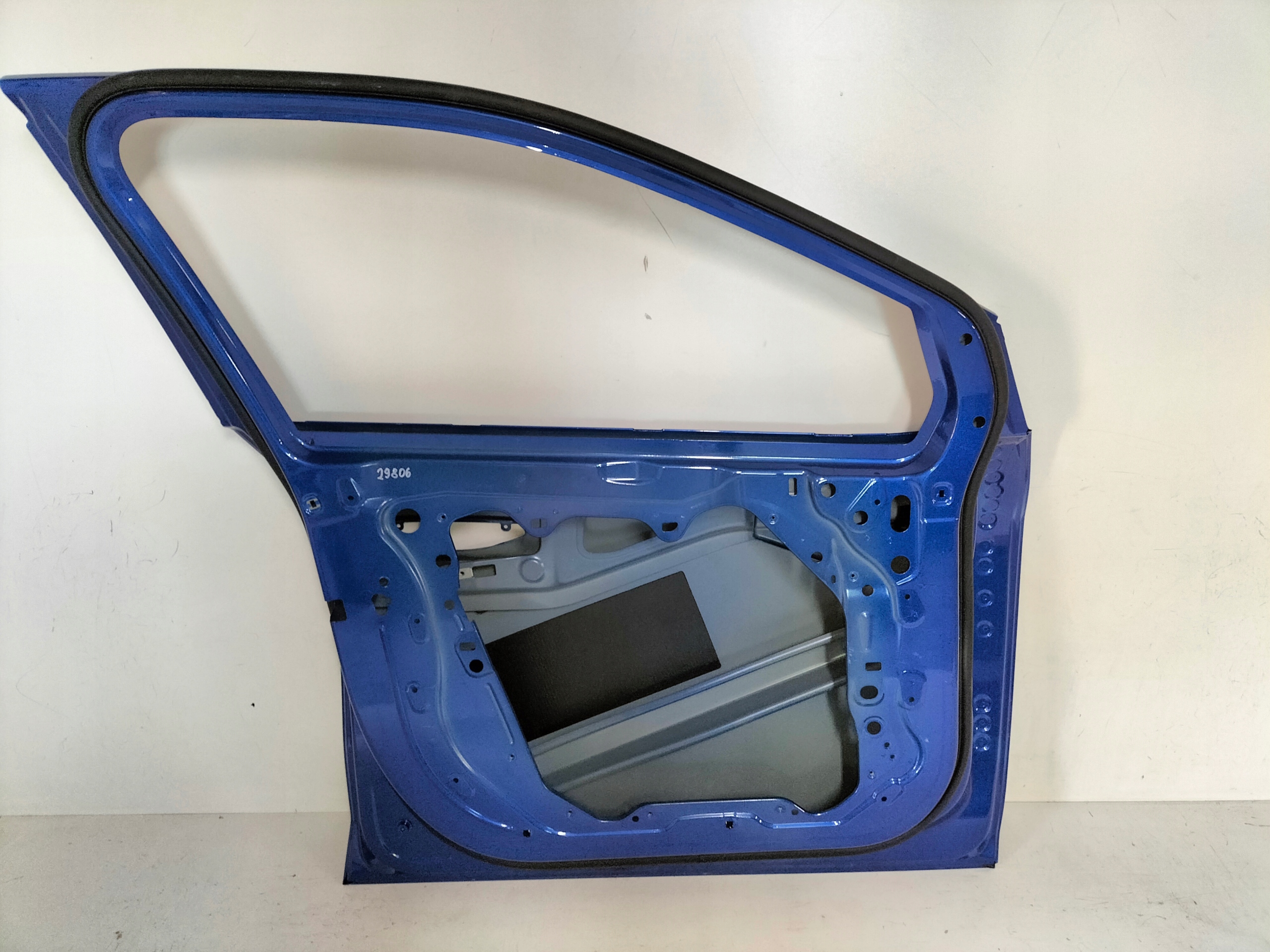 LAVE PREDNE DVERE BMW 2 U06 ACTIVE TOURER 21-