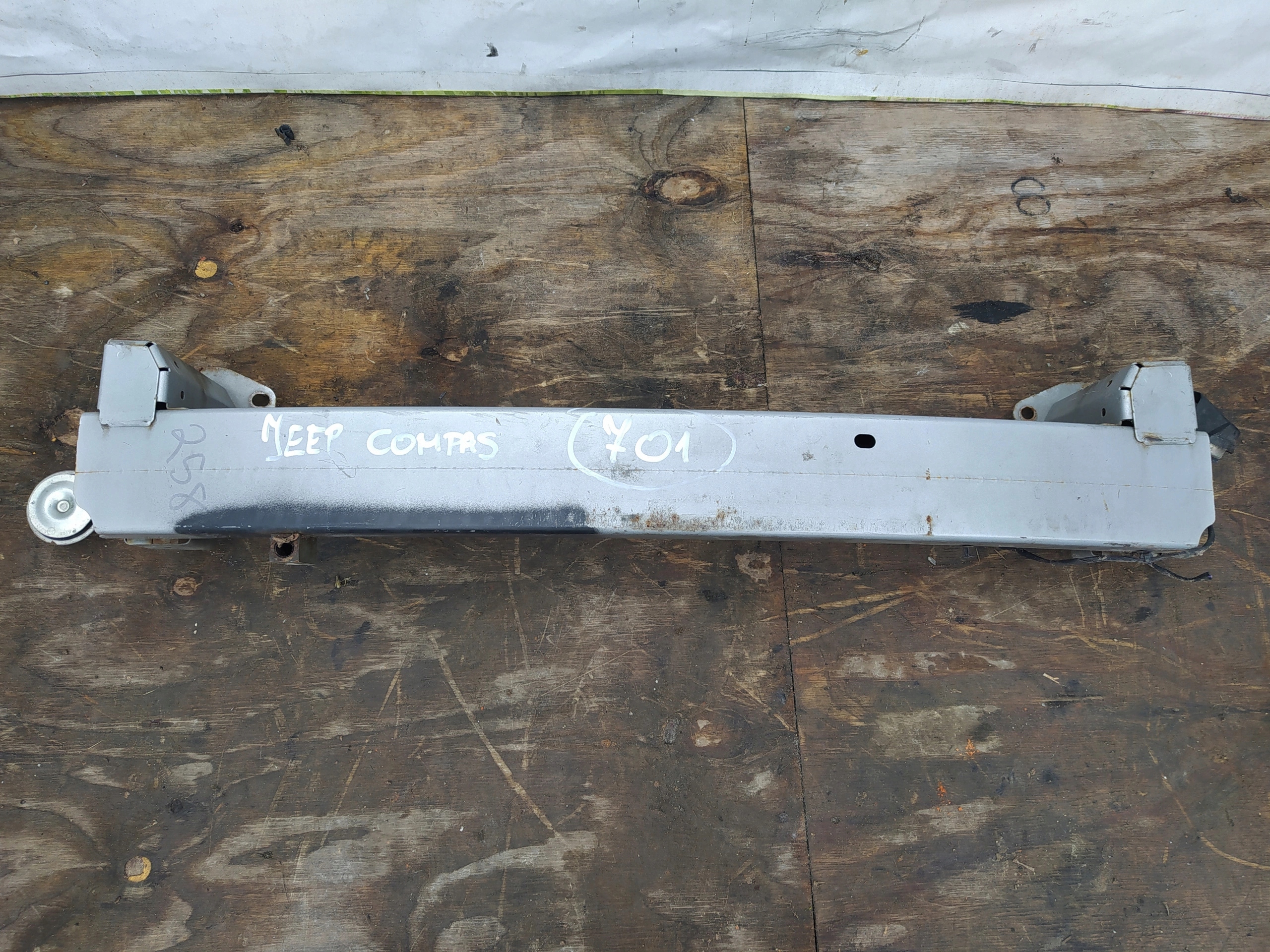 JEEP COMPASS 011- VÝSTUHA PREDNÉHO NÁRAZNÍKA